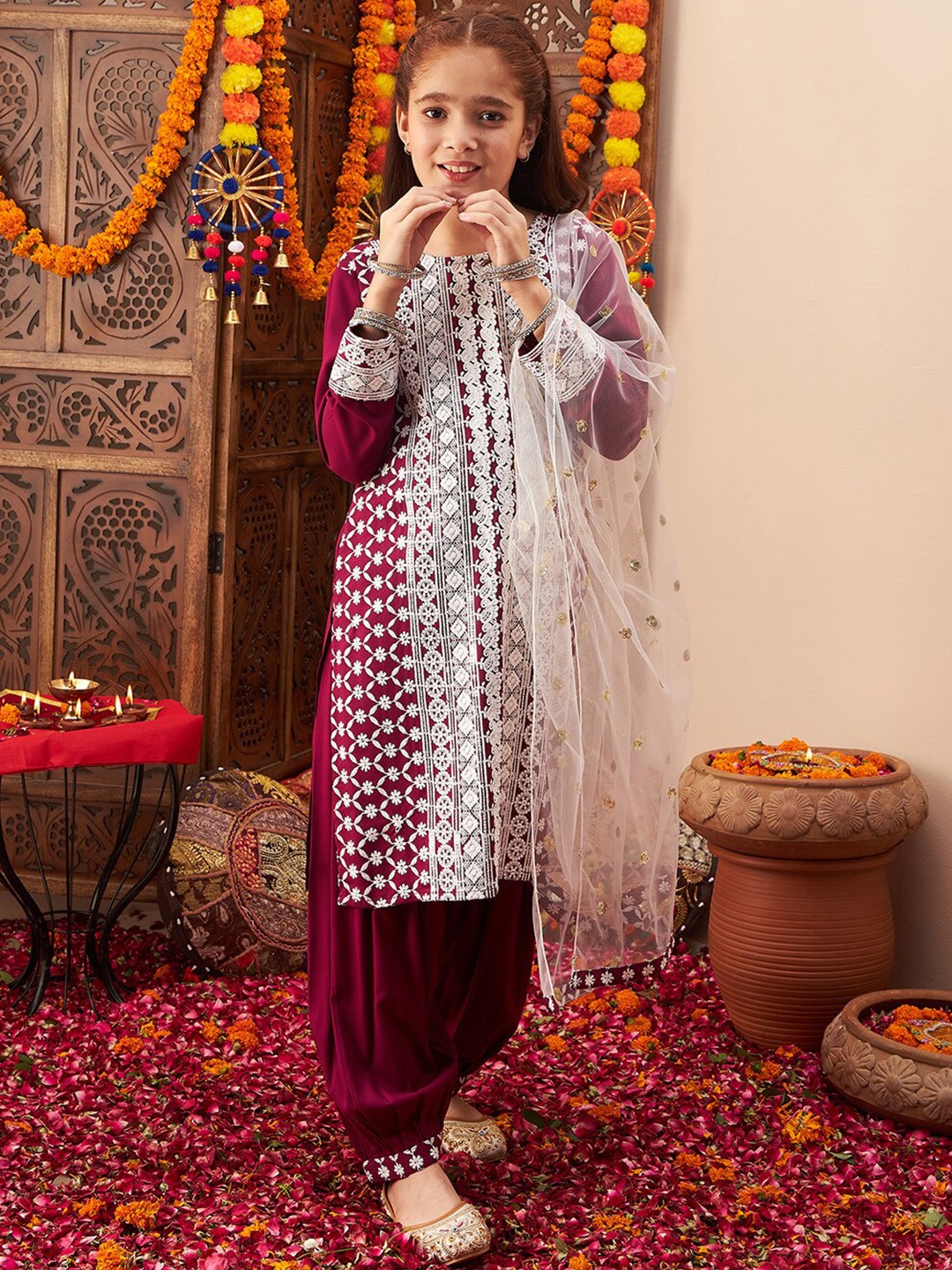 

Cherry & Jerry Girls Ethnic Motifs Embroidered Chikankari Kurta With Salwar & Dupatta, Burgundy