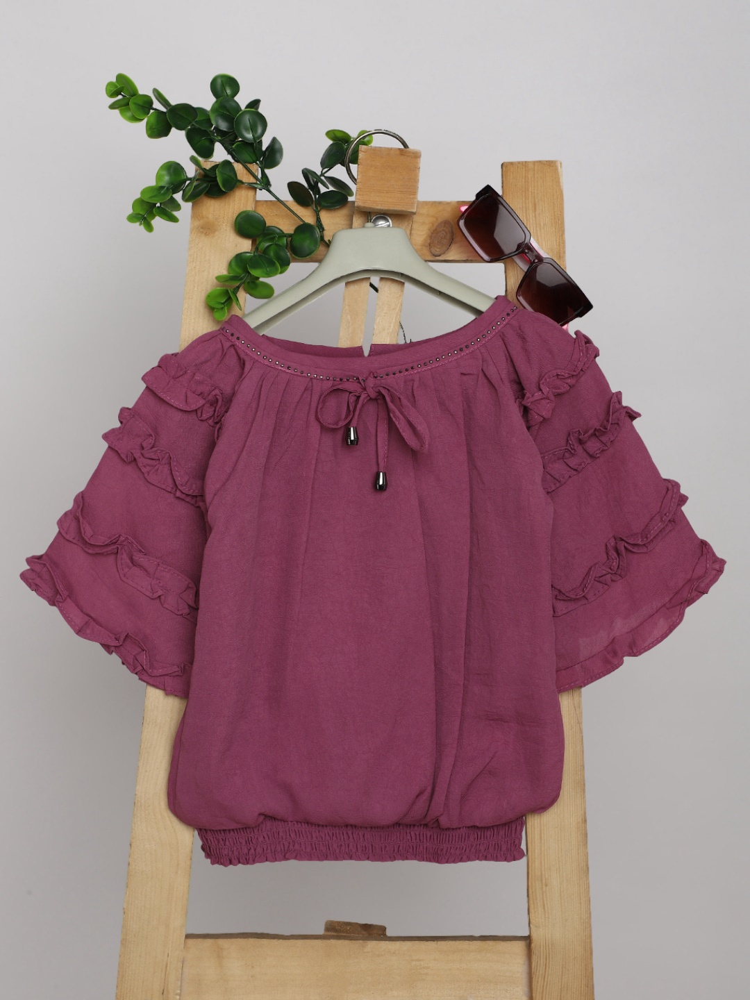 

V-Mart Girls Ruffles Flared Sleeve Georgette Blouson Top, Mauve