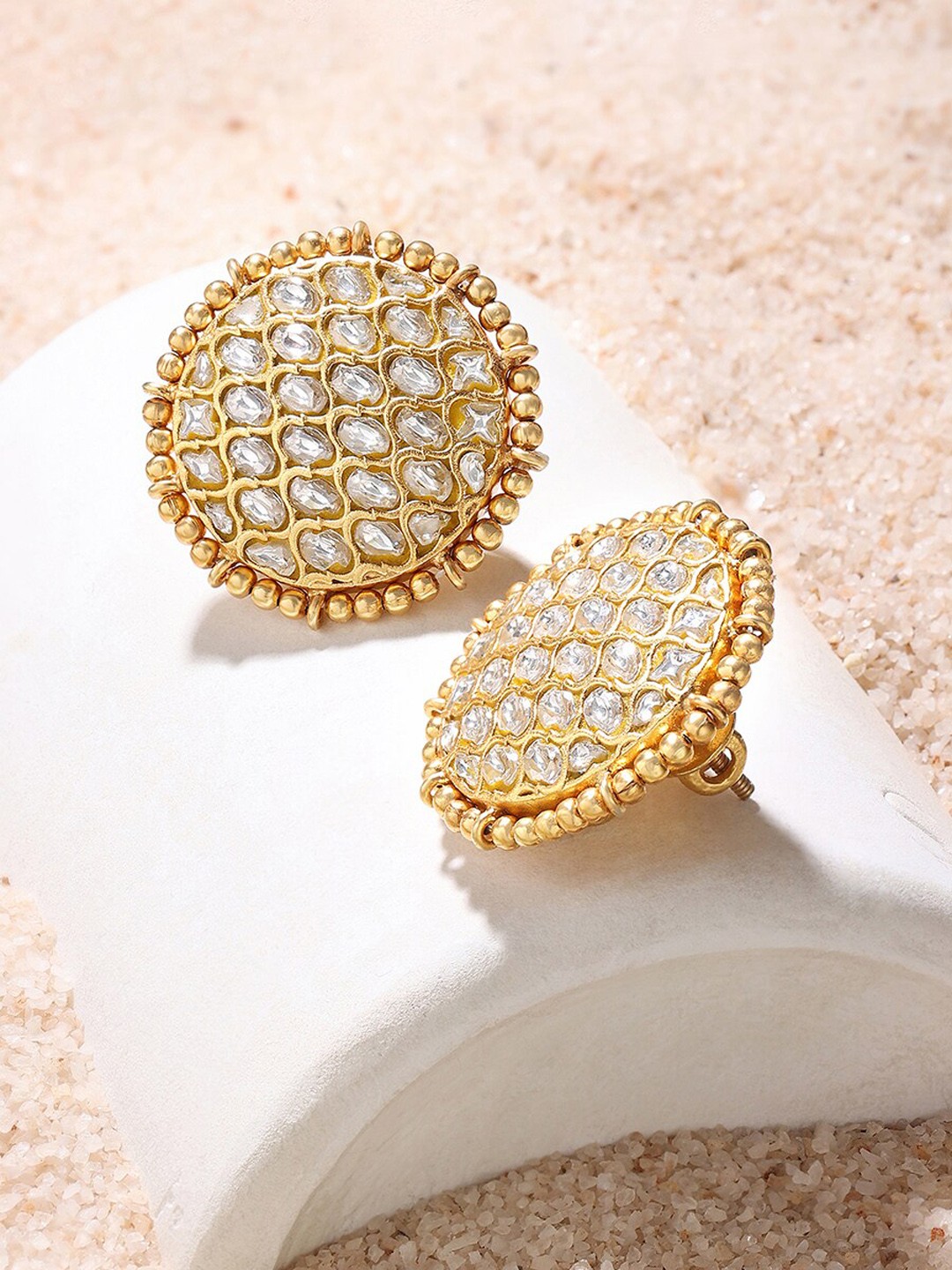 

ahilya 92.5 Sterling Silver Gold-Plated Circular Studs Earrings