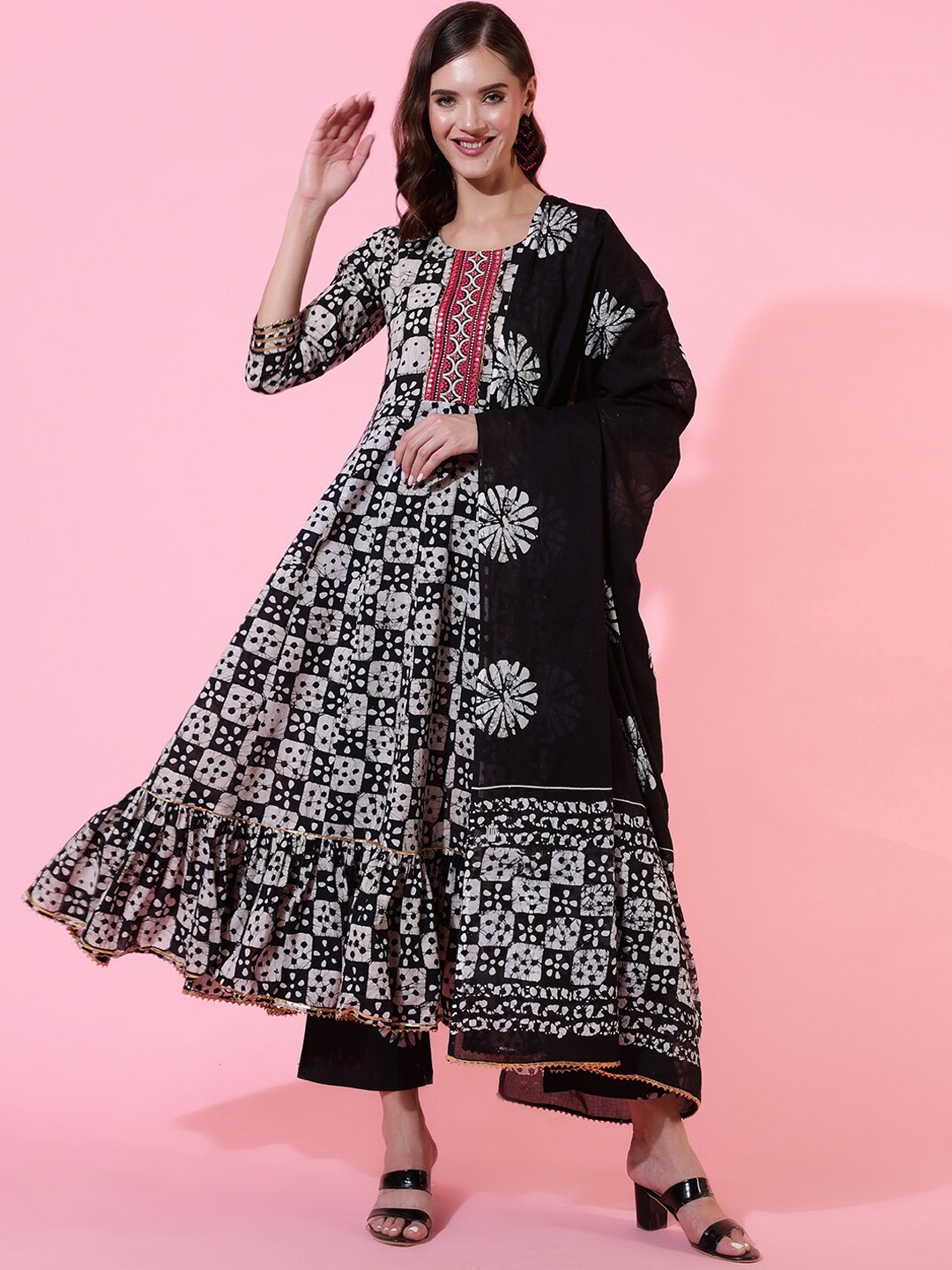 

GLAM ROOTS Ethnic Printed Tiered Mirror Work Pure Cotton Kurta with Trousers & Dupatta, Black