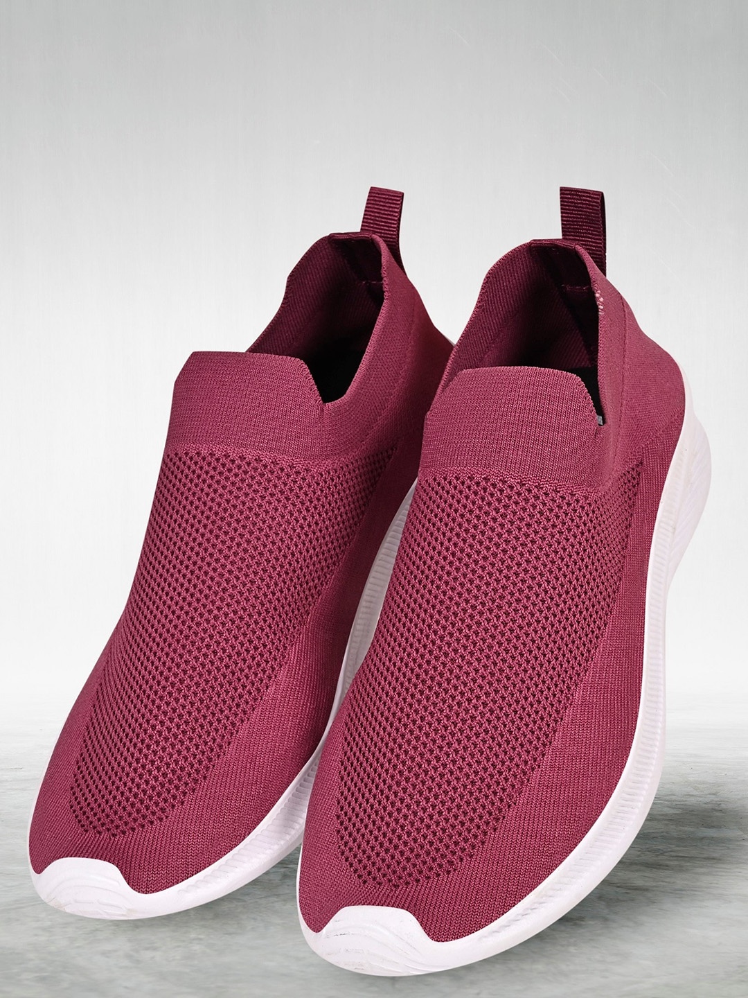 

TPENT Women Lightweight Mesh Comfort Insole Slip-On Sneakers, Magenta