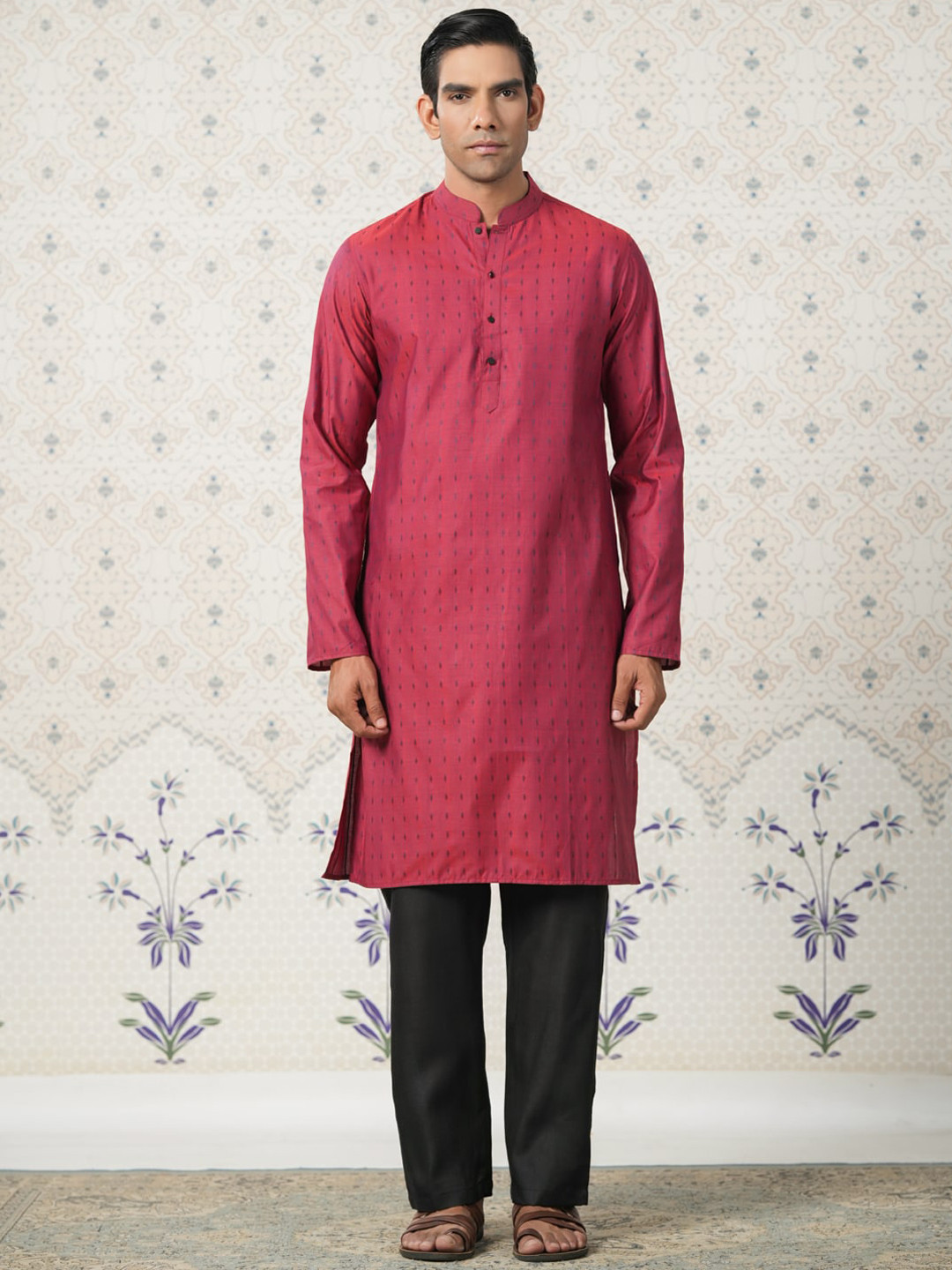 

Ode by House of Pataudi Ethnic Motifs Woven Design Straight Kurta, Red