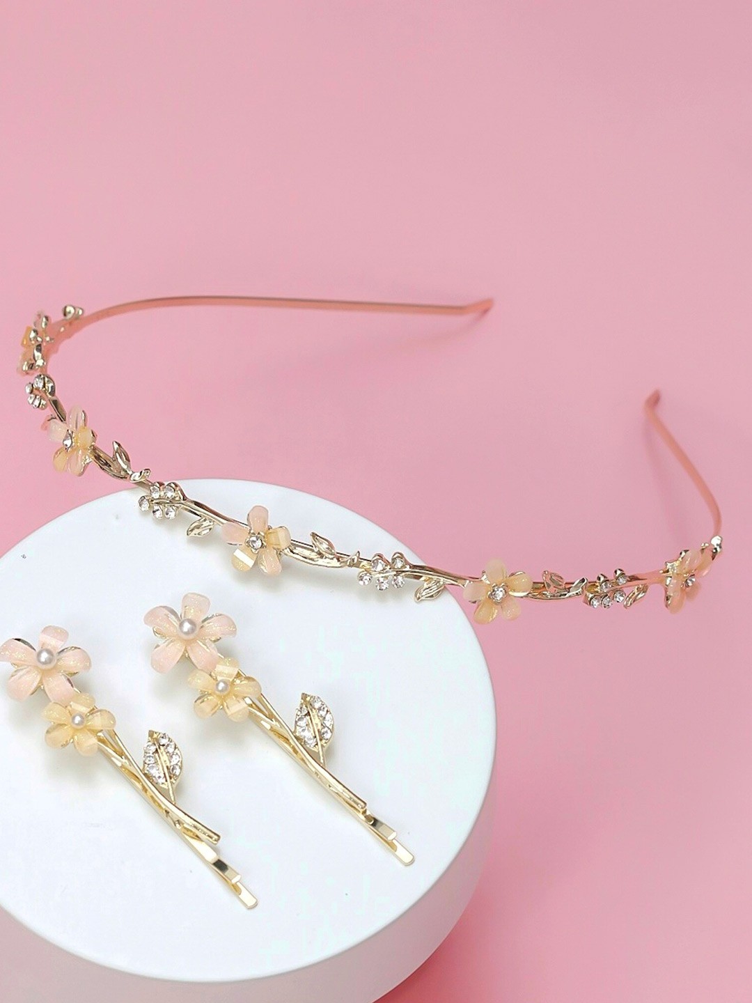 

Yellow Bee Girls Set of 3 Embellished Hair Accessory Set, Gold