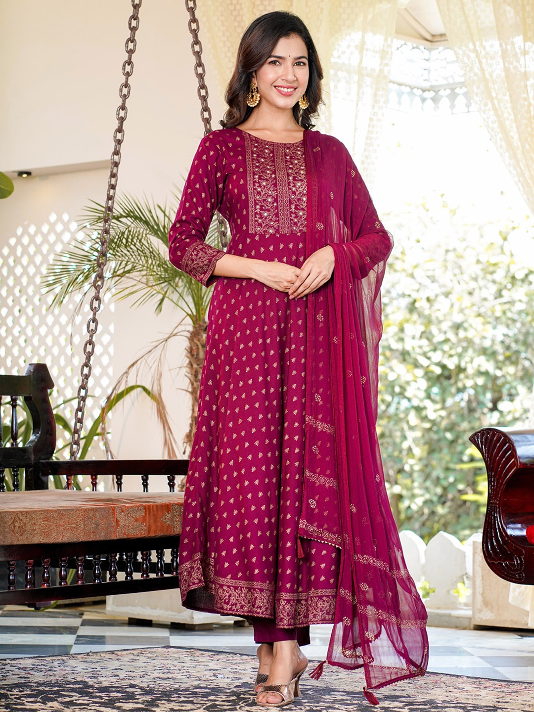 

Yufta Ethnic Motifs Printed Regular Anarkali Kurta & Trousers With Dupatta, Burgundy