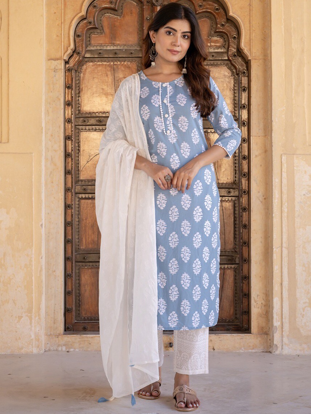 

Yufta Floral Printed Regular Pure Cotton Straight Kurta & Palazzos With Dupatta, Blue