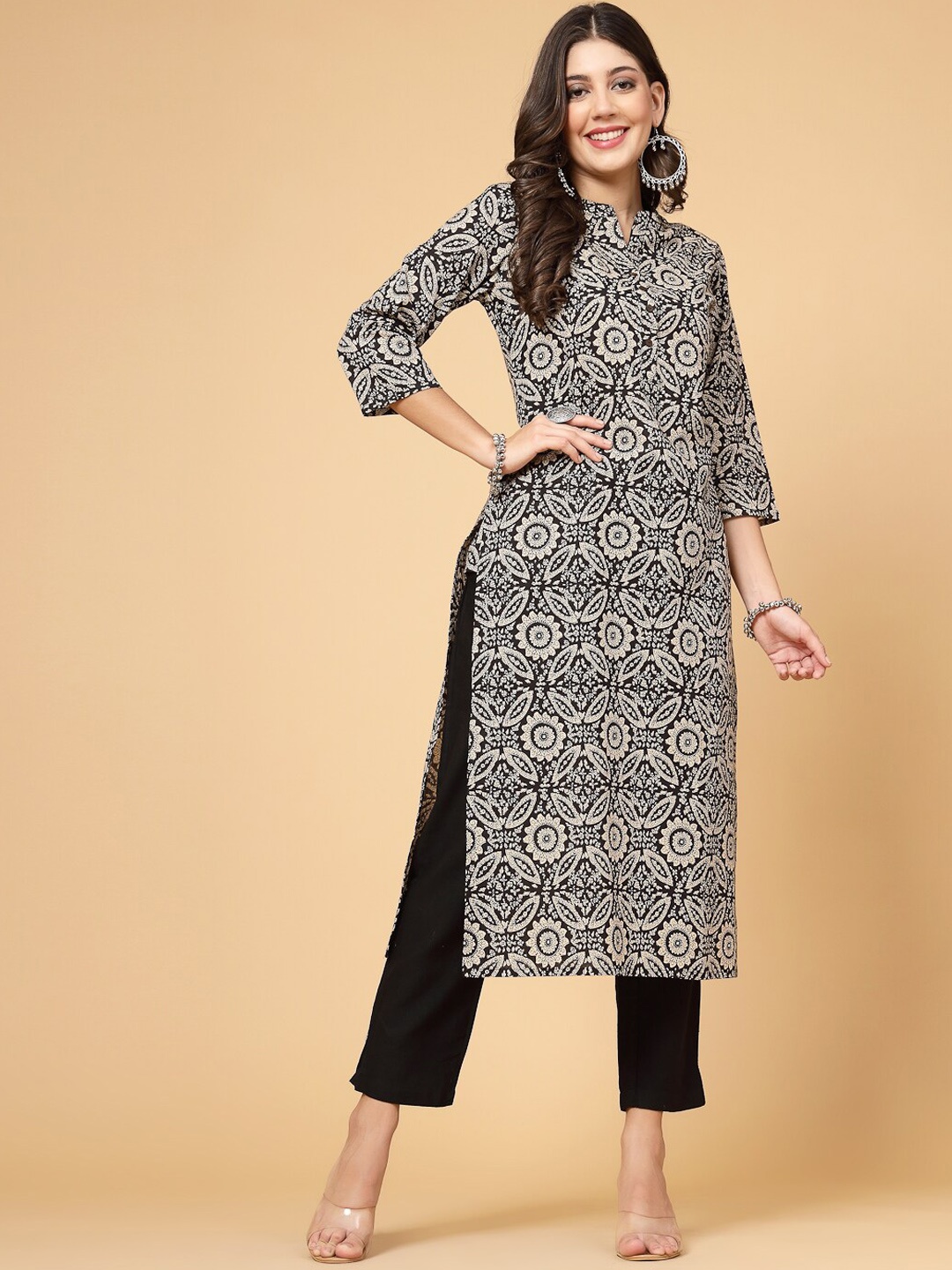 

Pistaa Ethnic Motifs Printed Mandarin Collar Cotton A-Line Kurta, Black