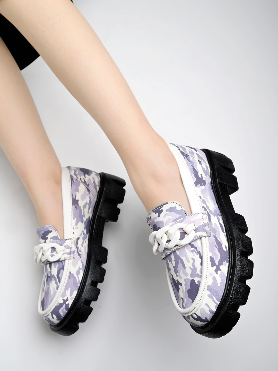 

Shoetopia Girls Printed Heeled Lightweight Loafers, White