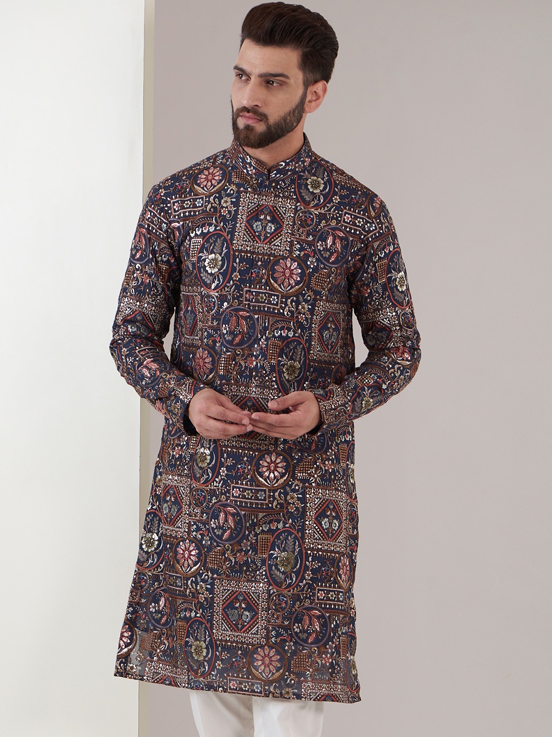 

KASBAH CLOTHING NISHCHAIY SAJDEH Floral Printed Mandarin Collar Straight Kurta, Navy blue