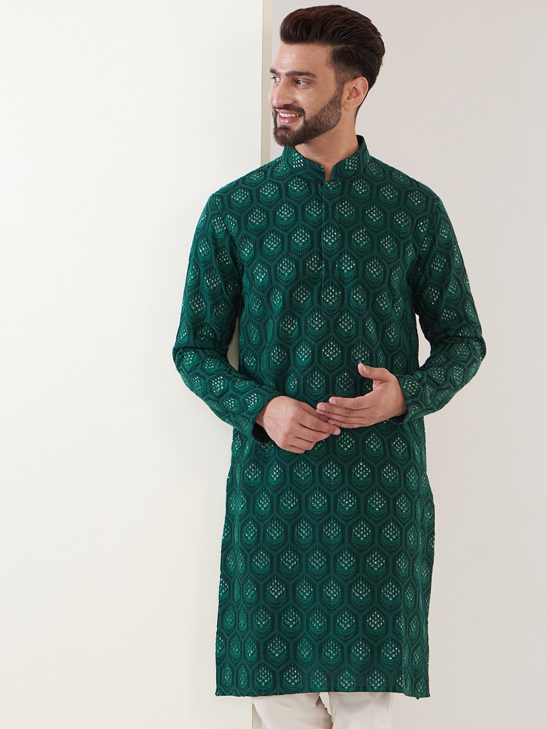 

KASBAH CLOTHING NISHCHAIY SAJDEH Ethnic Motifs Embroidered Thread Work Silk Kurta, Green