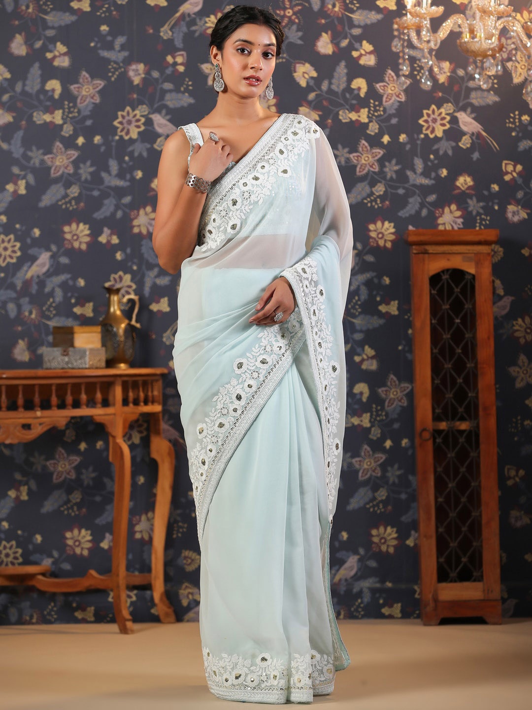 

House of Pataudi Embroidered Sarees, Blue