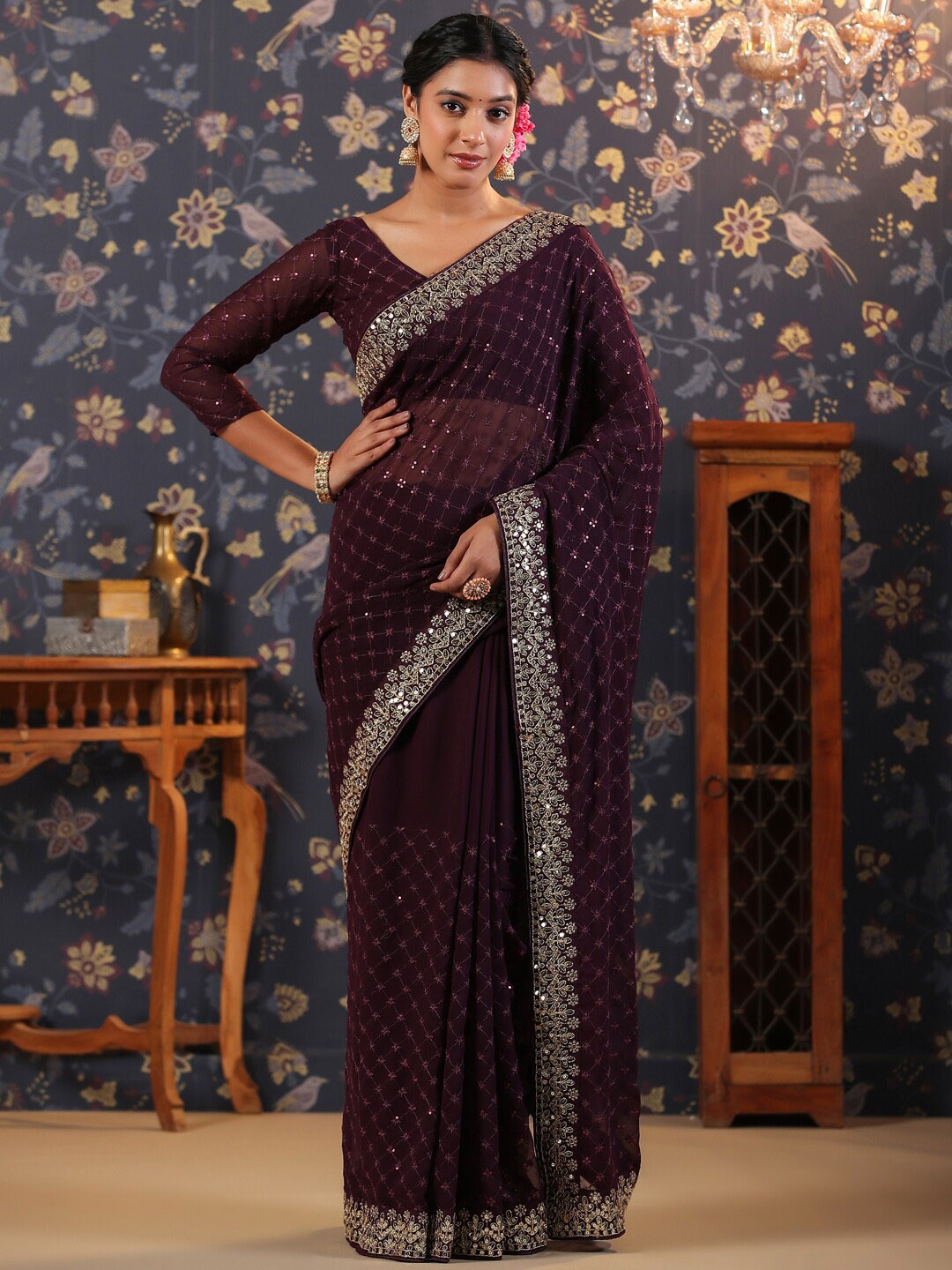 

House of Pataudi Geometric Embroidered Sequinned Detailed Saree, Burgundy