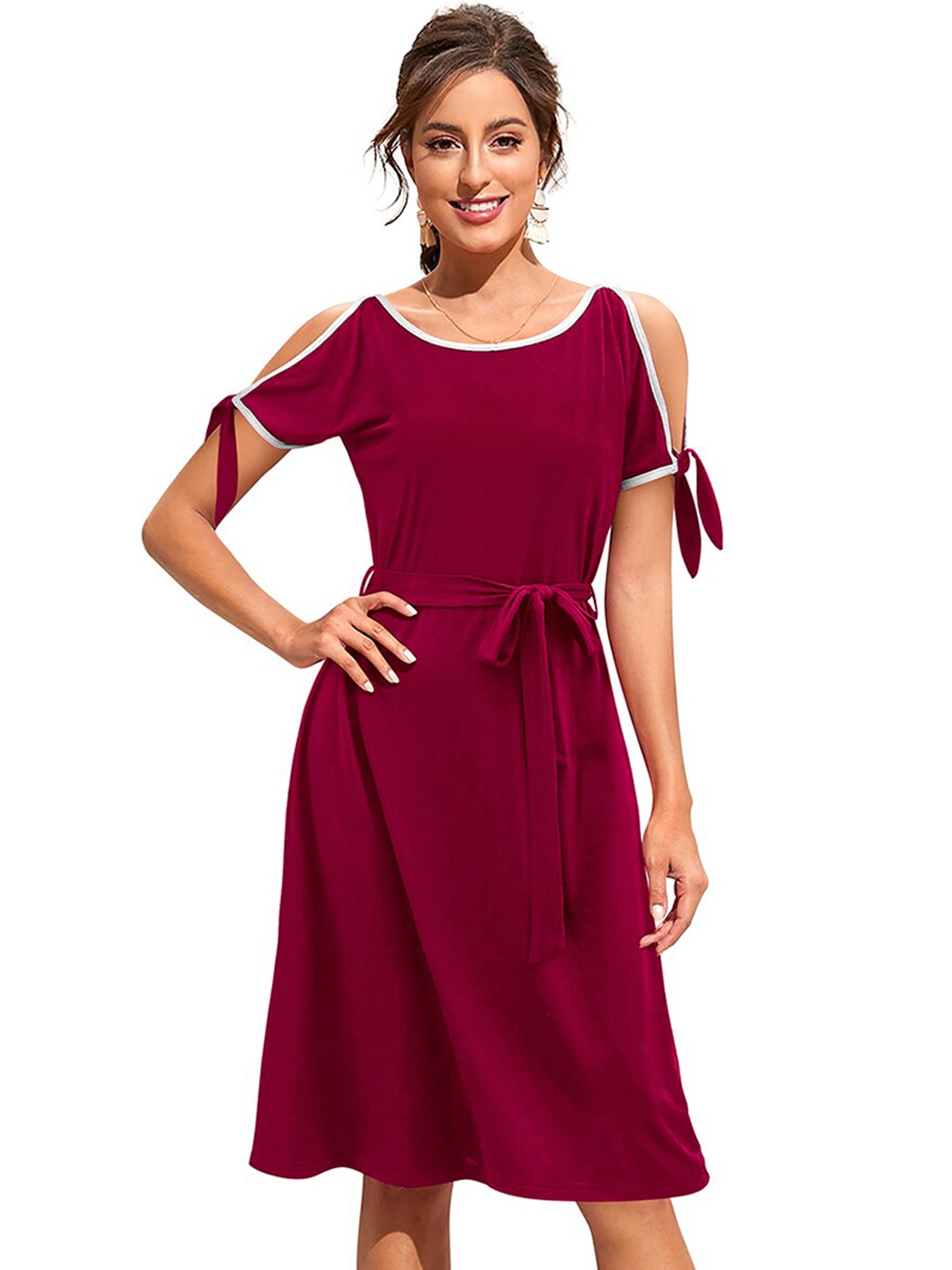 

BAESD Belt Detailed Round Neck Slit Sleeve A-Line Dress, Maroon