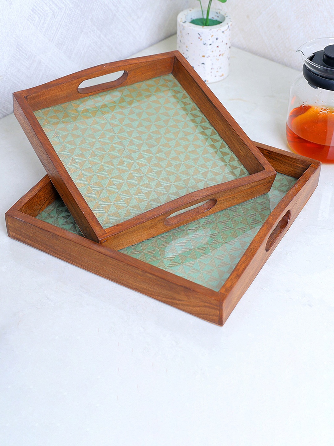 

POSH-N-PLUSH Green 2 Pieces Printed Wooden Serving Trays