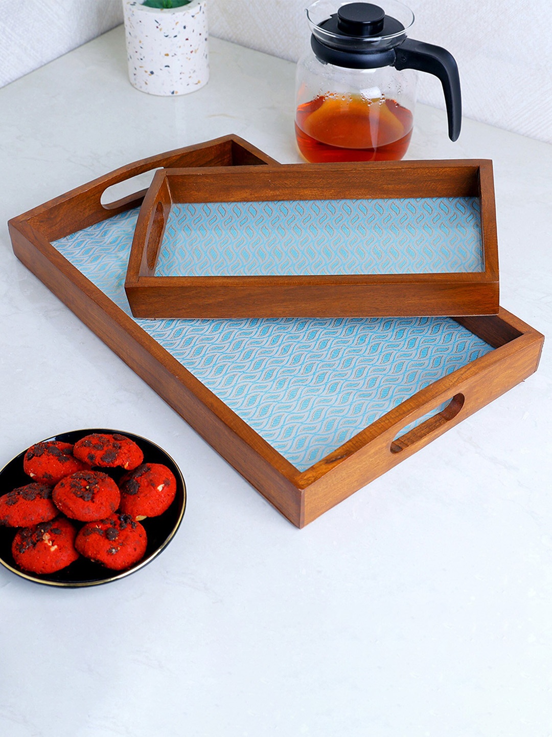

POSH-N-PLUSH Blue 2 Pieces Wooden Serving Trays