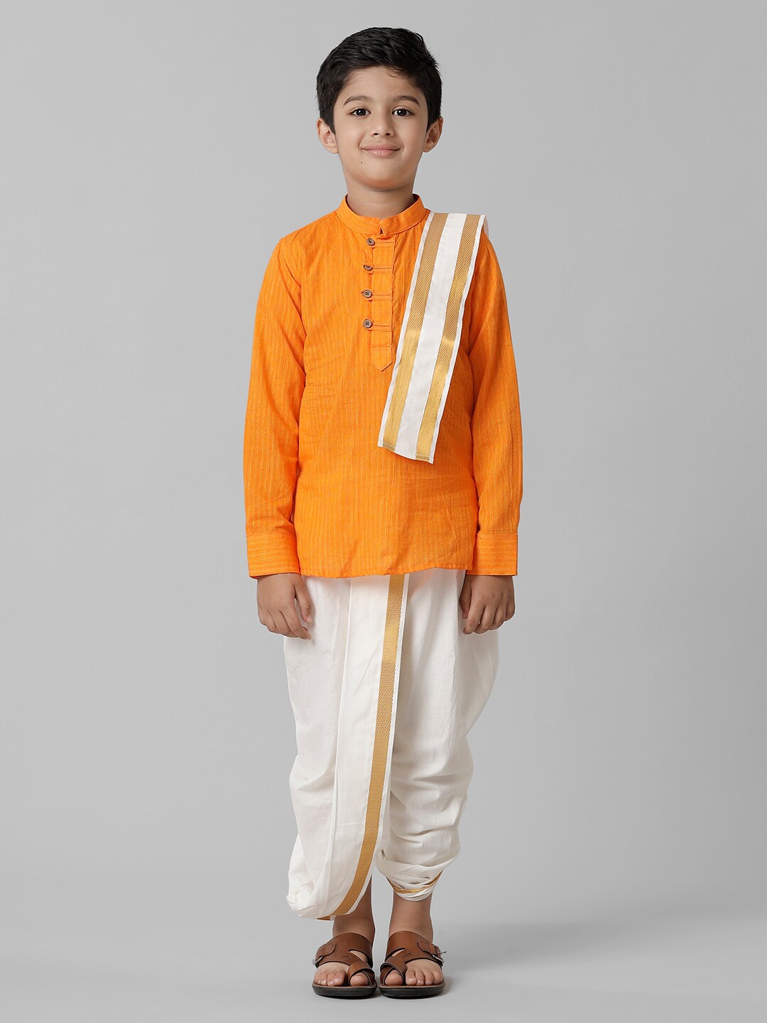 

Ramraj Boys Mandarin Collar Kurta WithPanchakacham & With Angavastram, Orange