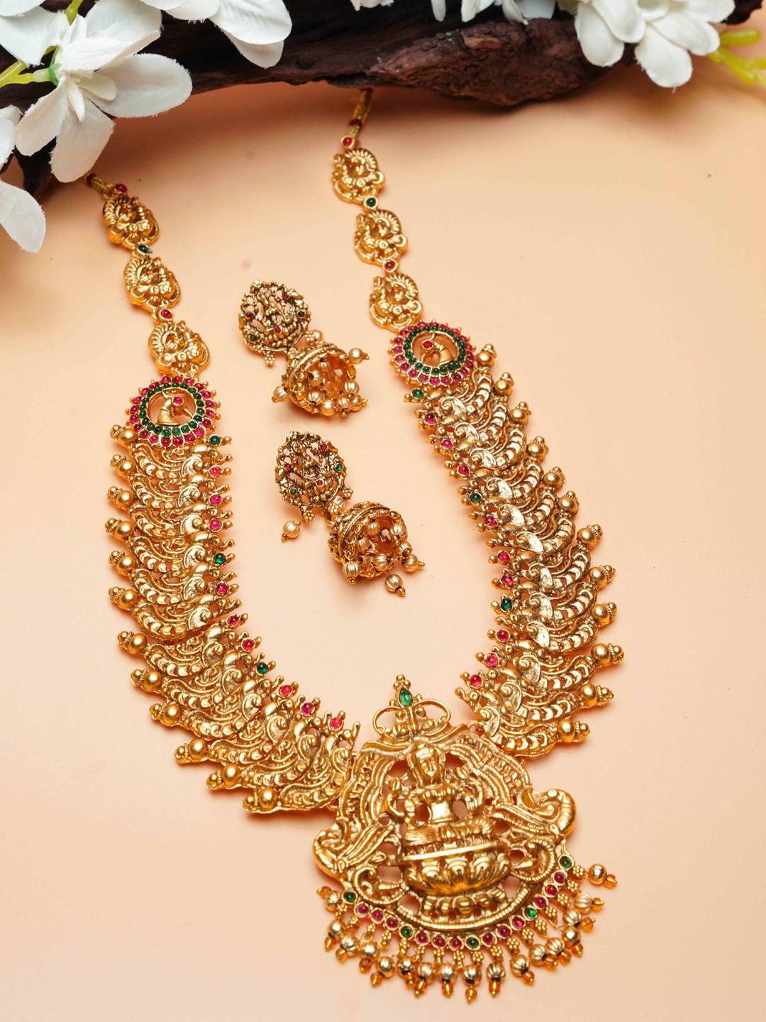 

GRIIHAM Gold-Plated AD Stones-Studded Jewellery Set