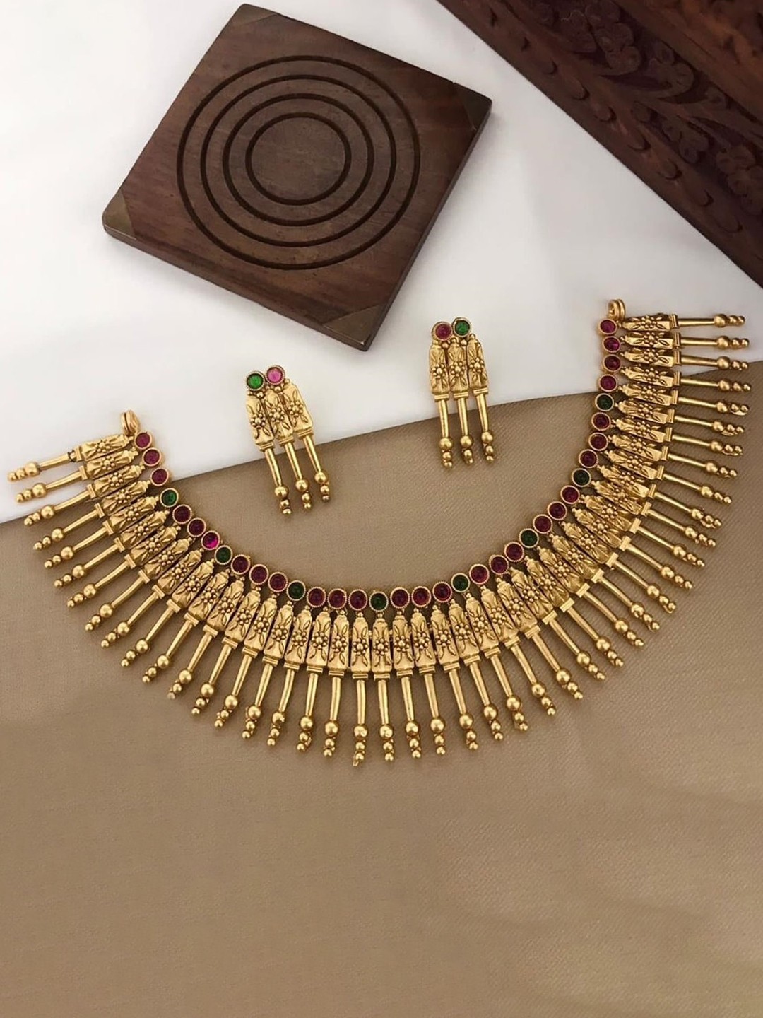 

GRIIHAM Gold-Plated Cubic Zircon Studded Necklace and Earrings