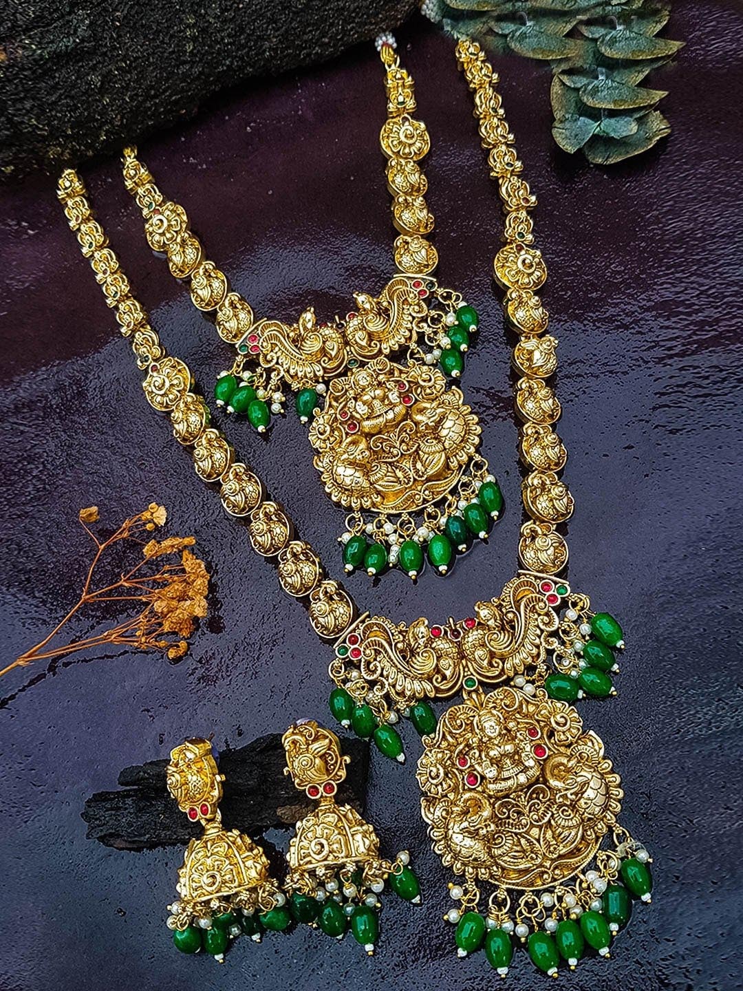 

GRIIHAM Gold-Plated Stone-Studded Jewellery Set