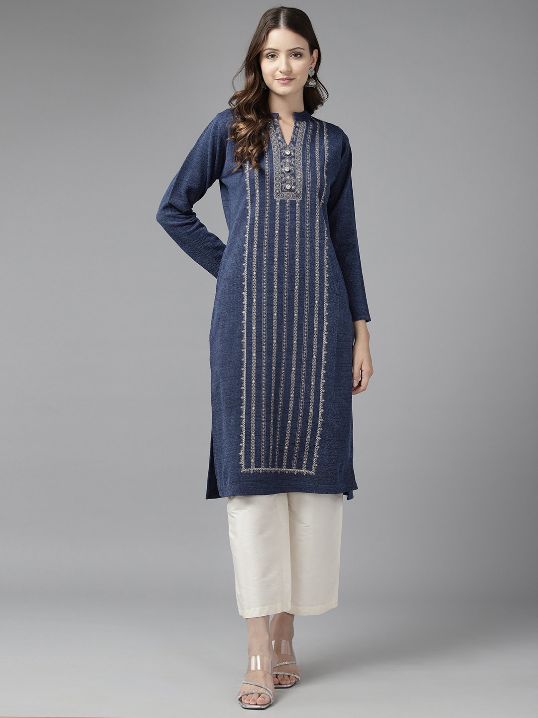 

Cayman Women Ethnic Motifs Woollen Kurta, Navy blue