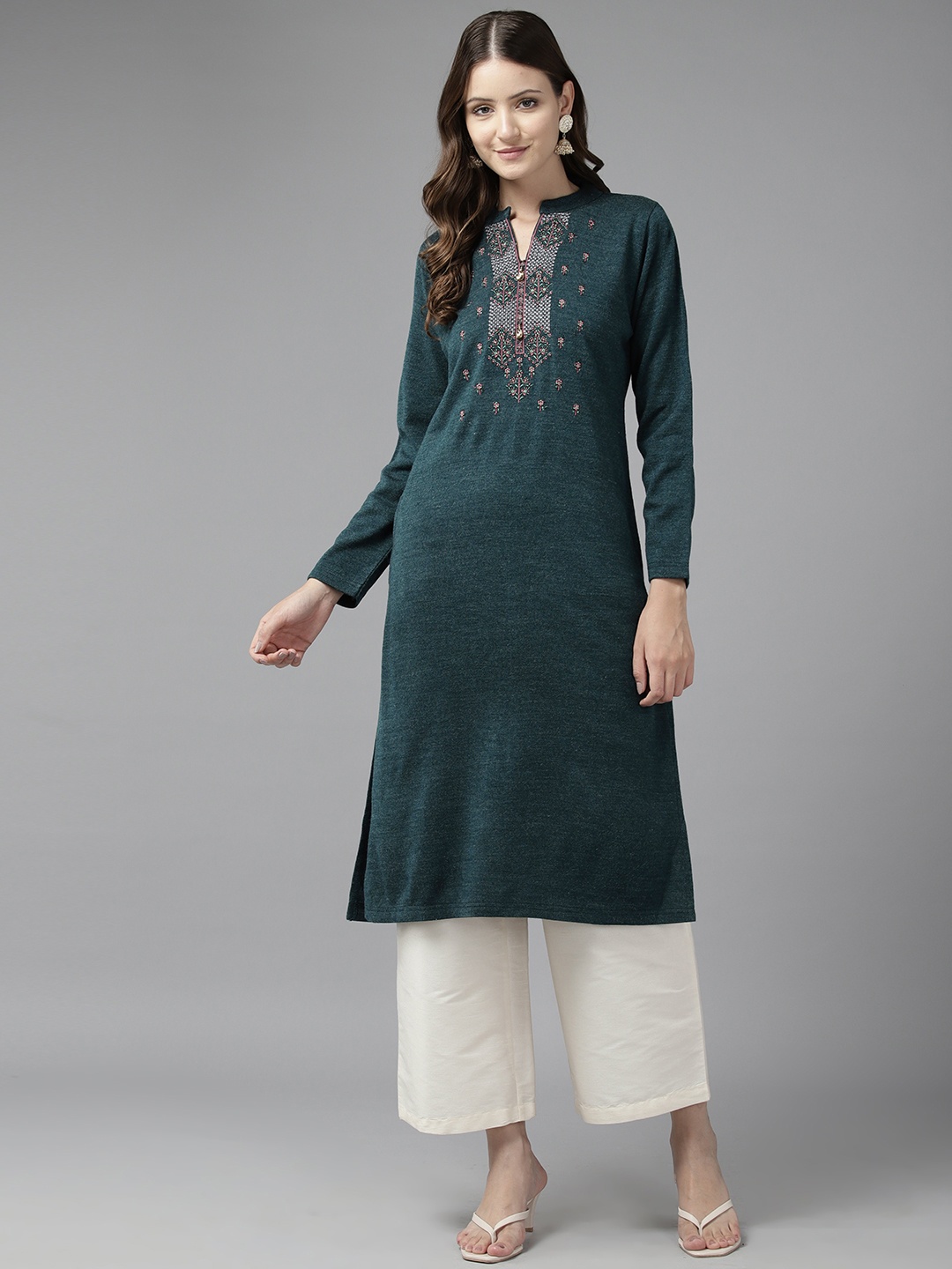 

Cayman Women Floral Yoke Design Woollen Kurta, Green