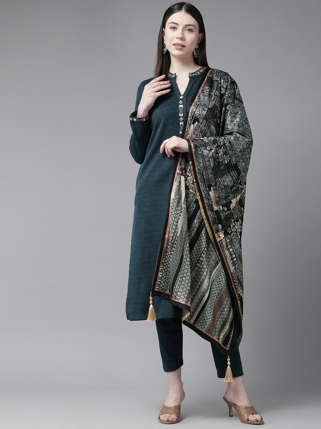 

Cayman Pure Wool Kurta with Trousers & Dupatta, Teal