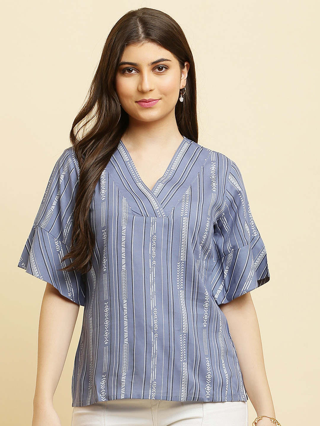 

HELLO DESIGN V-Neck Bell Sleeves Striped Top, Blue