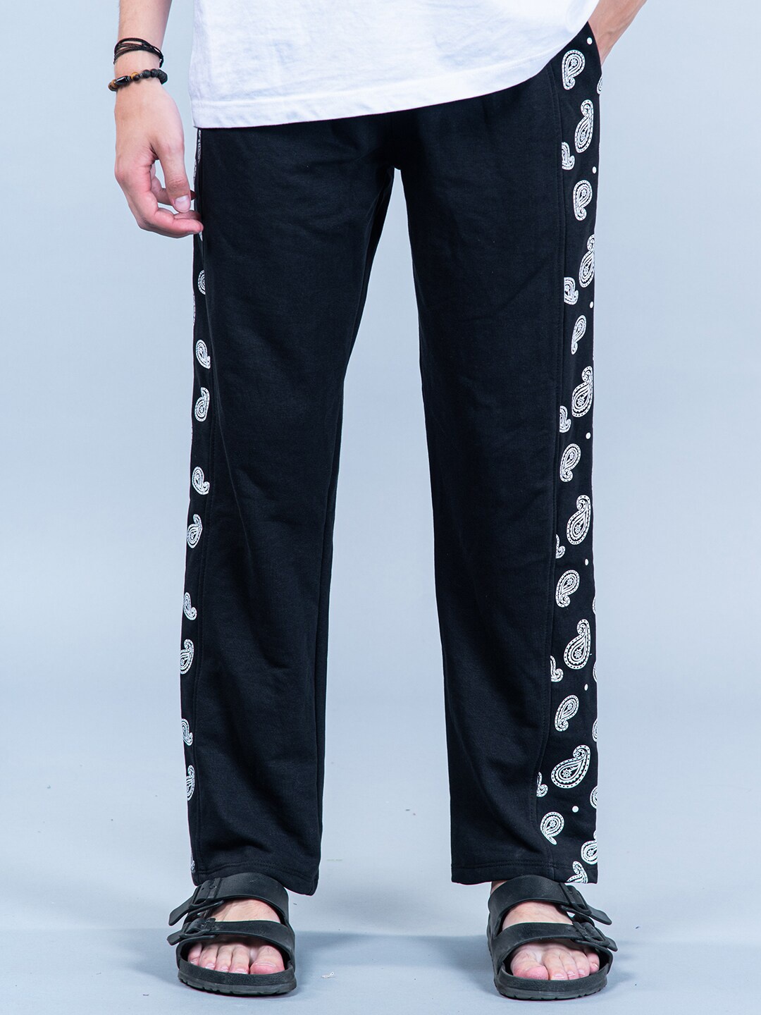 

Tistabene Pure Cotton Paisley Printed Straight Lounge Pants, Black