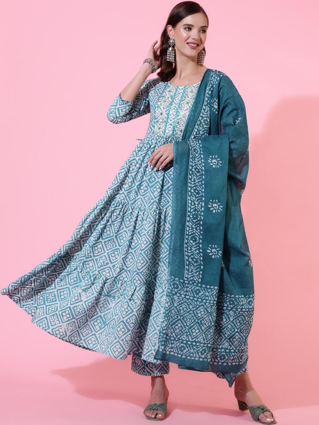 

GLAM ROOTS Ethnic Motifs Printed Tiered Thread Work Kurta With Trousers & Dupatta, Blue