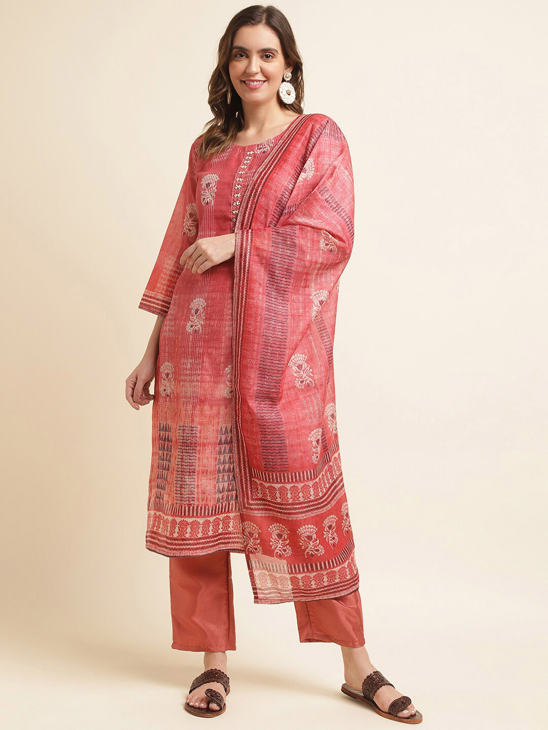 

Ishin Ethnic Motifs Printed Regular Sequinned Kurta with Trousers & Dupatta, Pink