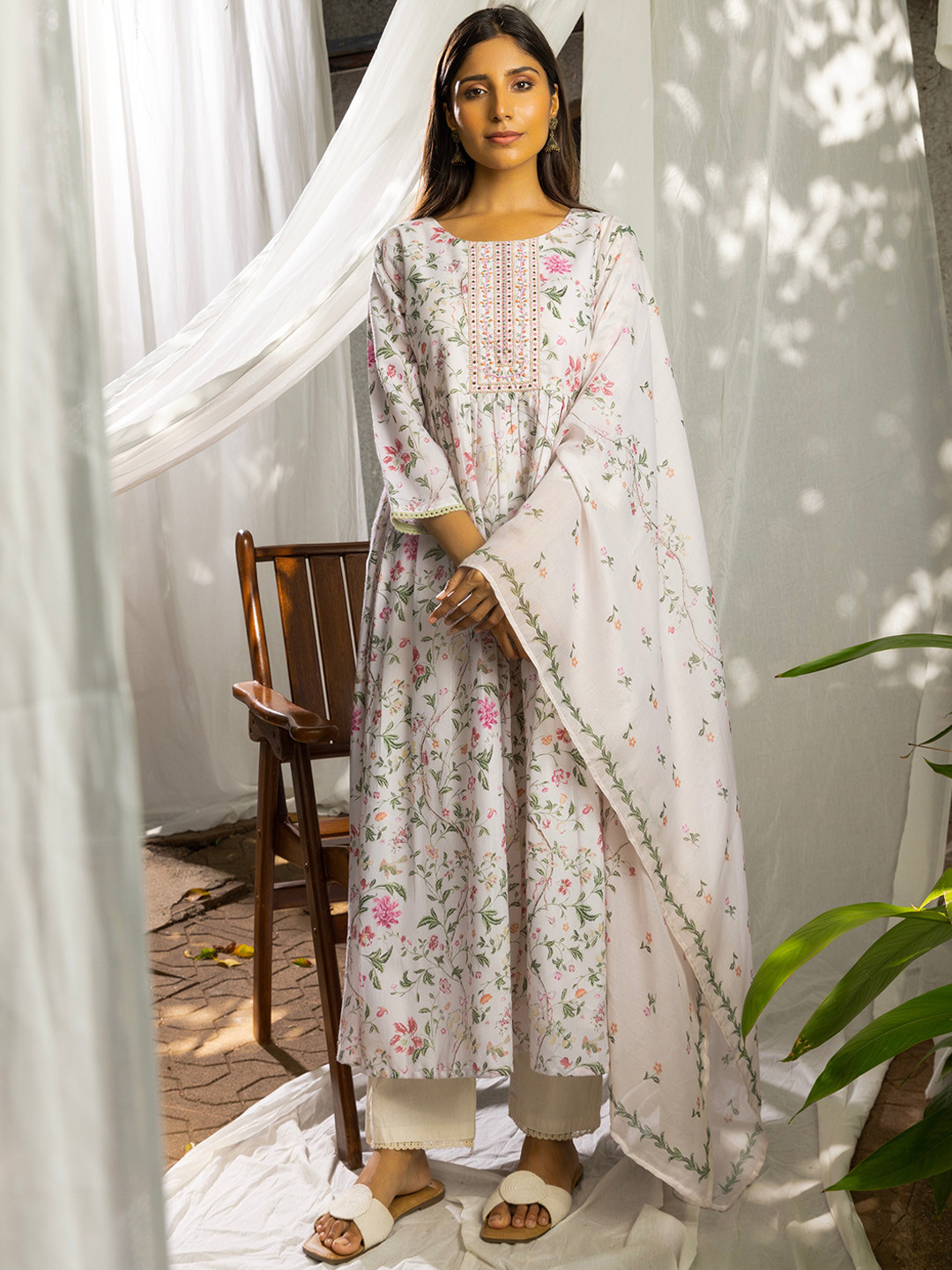 

Ishin White Floral Printed Beads & Stones Linen A-Line Kurta & Trousers With Dupatta