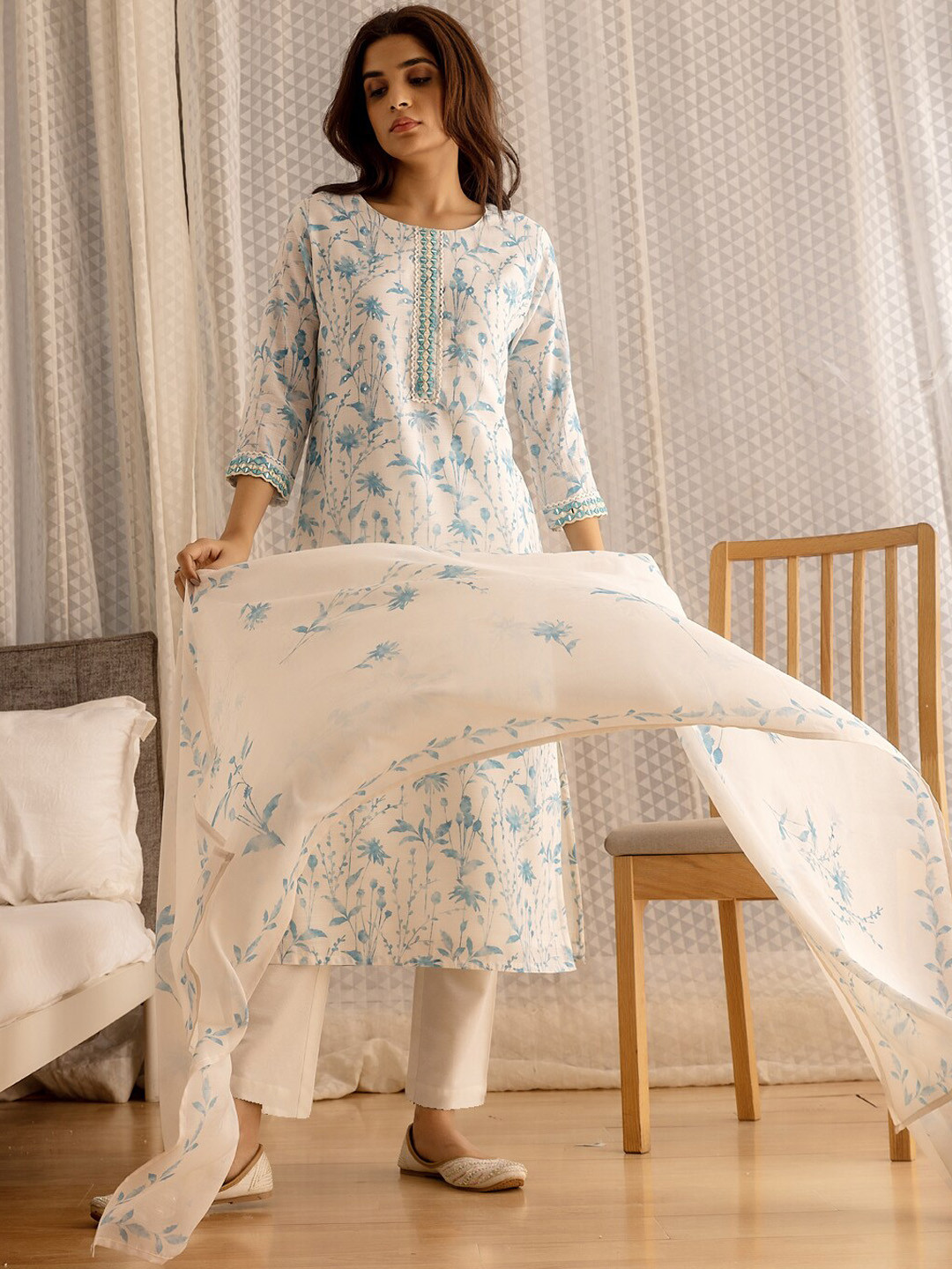 

Ishin White Floral Printed Round Neck Regular Mirror Work Kurta With Trousers & Dupatta