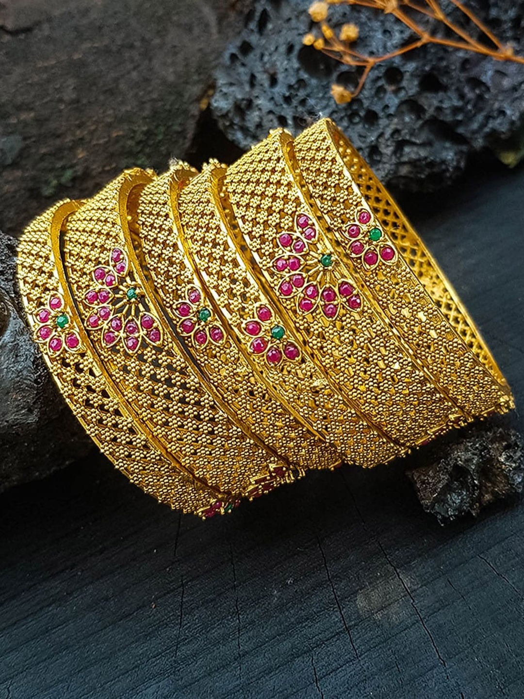 

GRIIHAM Set of 6 Gold-Plated Artificial Stones Bangle