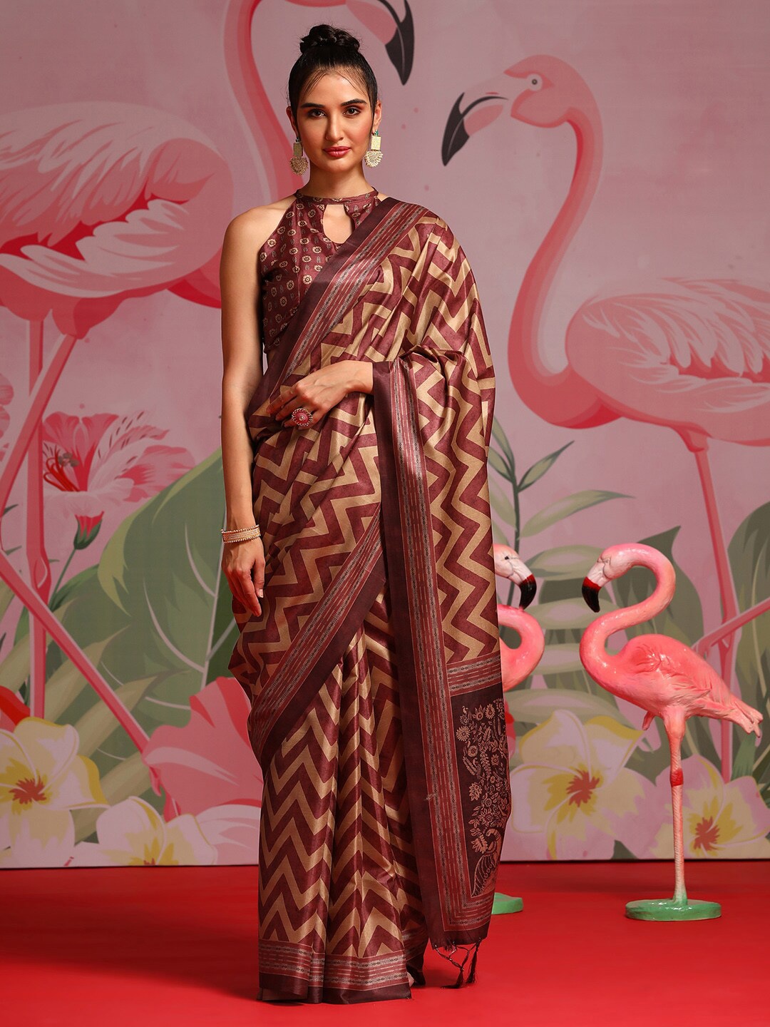

Saree mall Burgundy & Beige Geometric Printed Sarees