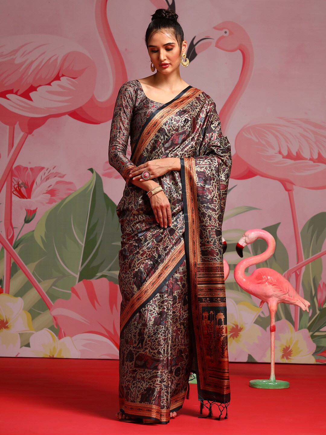 

Saree mall Ethnic Motif Printed Dabu Sarees, Grey
