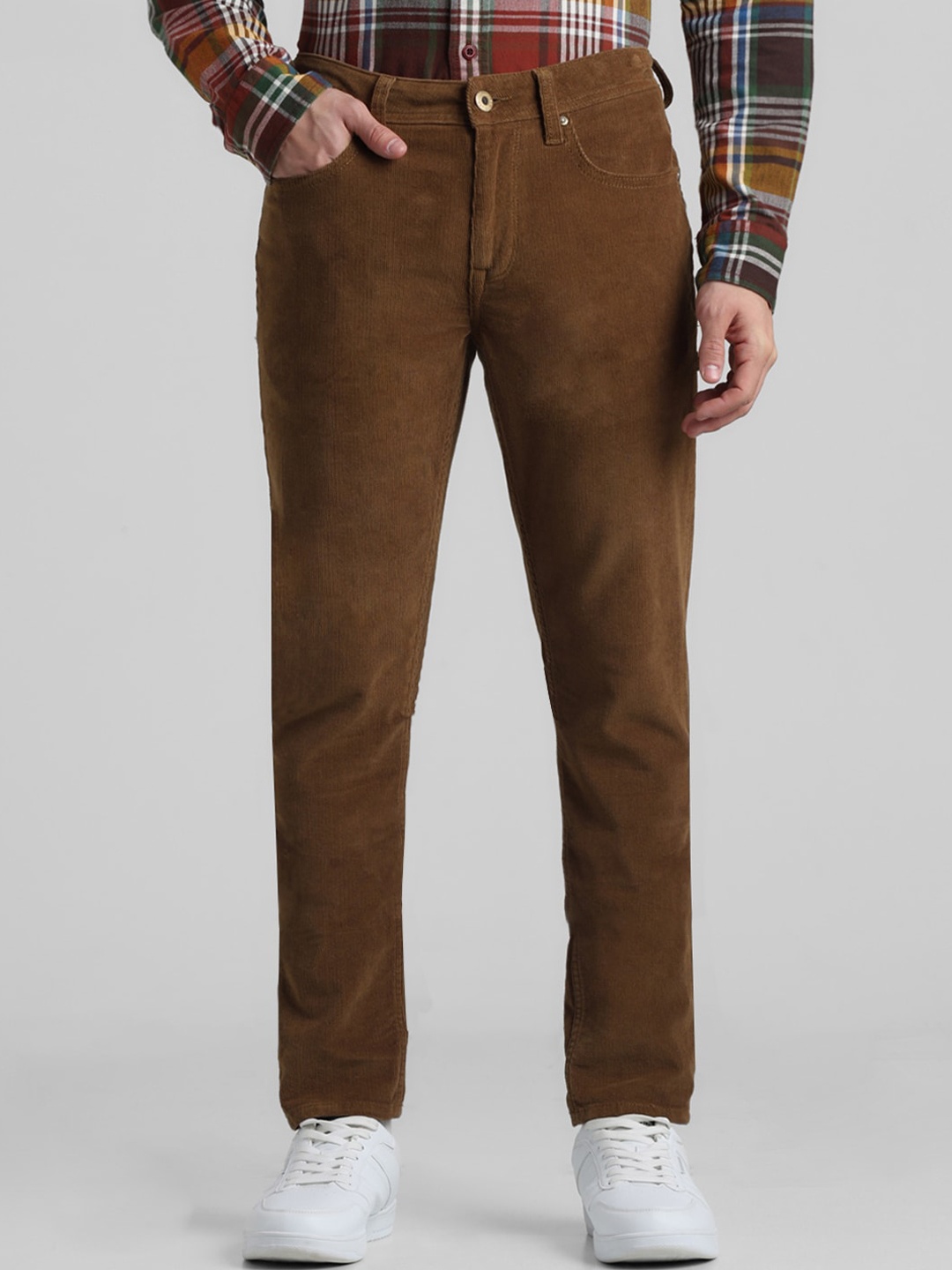 

Jack & Jones Men Mid-Rise Slim Fit Trousers, Brown