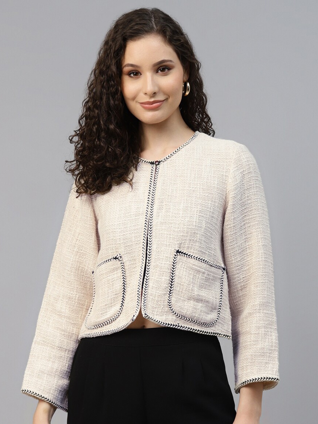 

DEEBACO Women Jacquard Shrug With Pockets, Off white