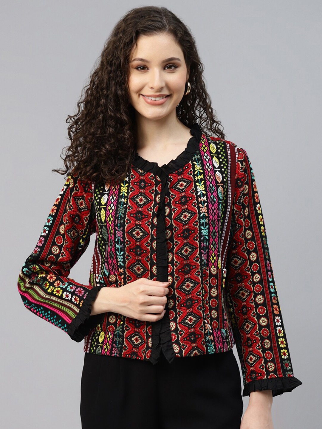 

DEEBACO Women Geometric Print Short Length Shrug With Pockets, Maroon