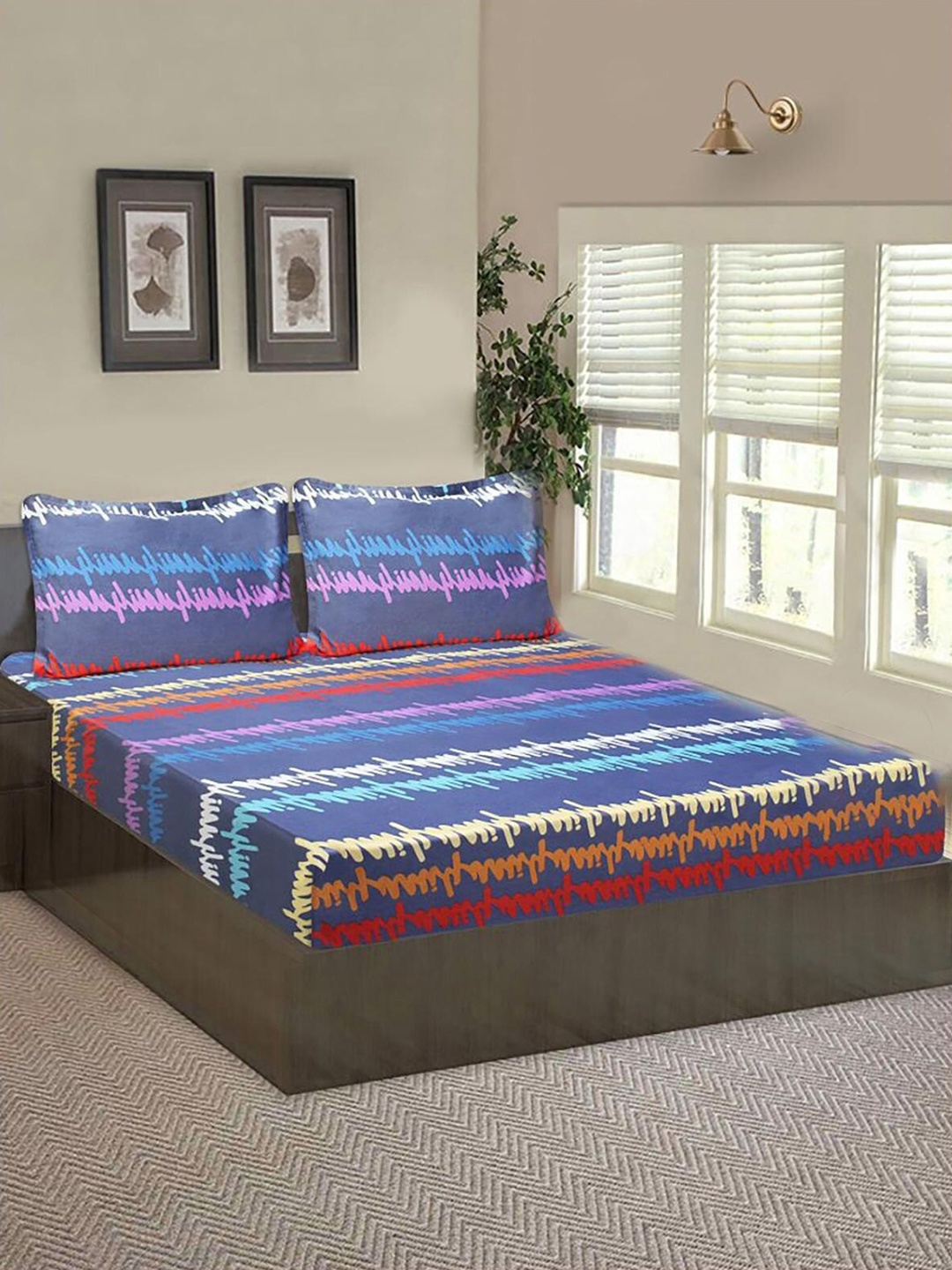 

HOMETALES Blue & Red Microfiber 120 TC Fitted Single Bedsheet With 2 Pillow Covers
