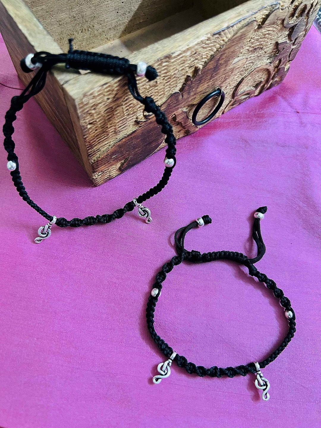 

Arte Jewels 925 Oxidised Silver Thread Anklet