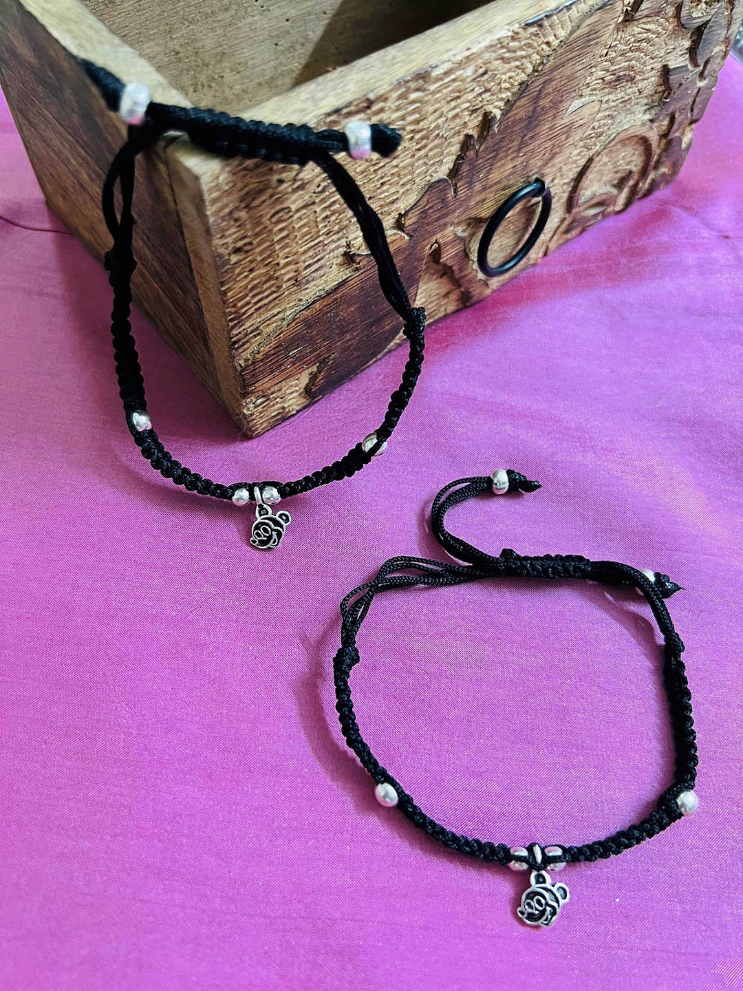 

Arte Jewels 925 Oxidised Silver Mickey Mouse Anklet