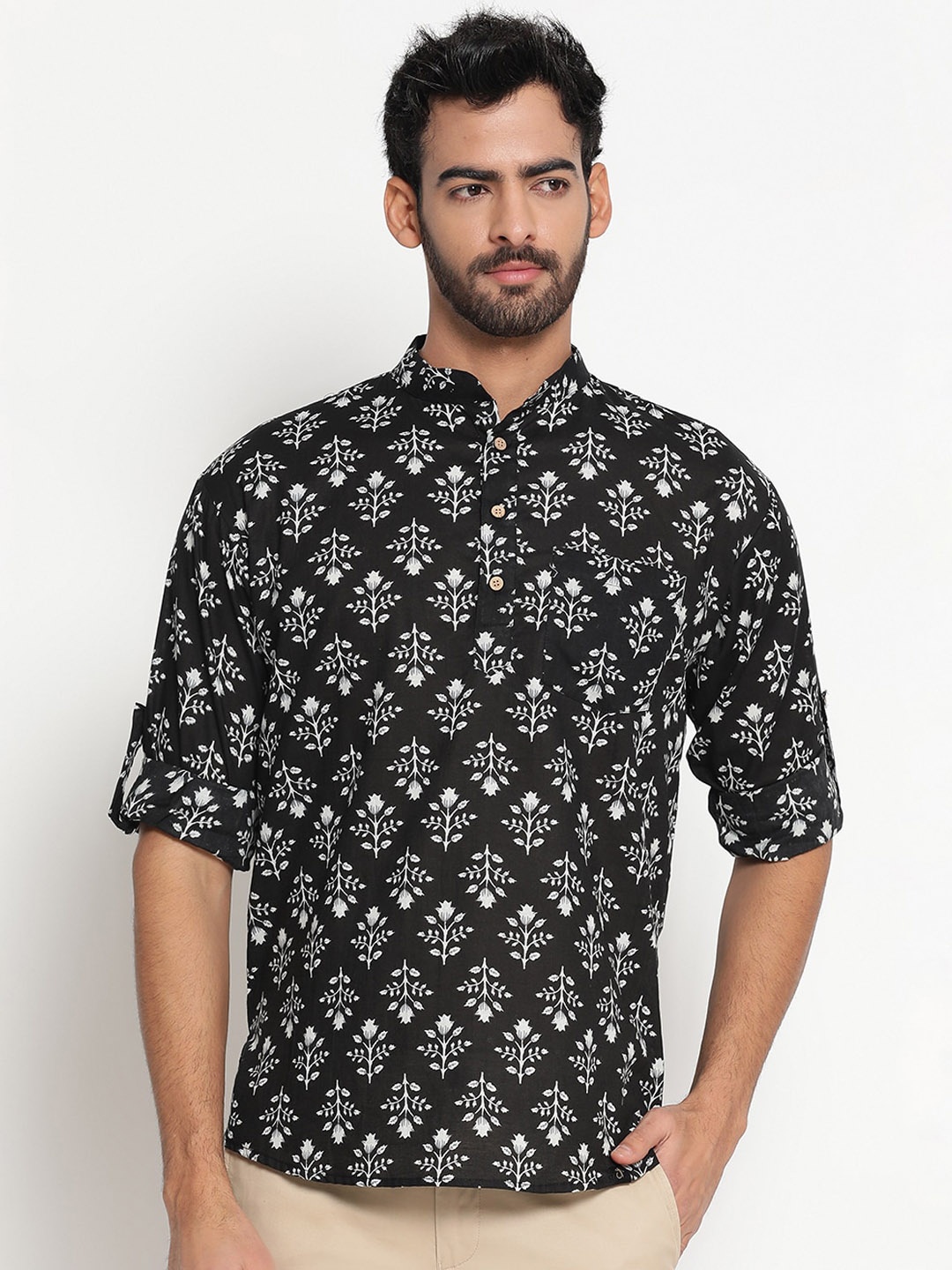 

JAVINISHKA Floral Printed Mandarin Collar Roll-Up Sleeves Pure Cotton Kurta, Black