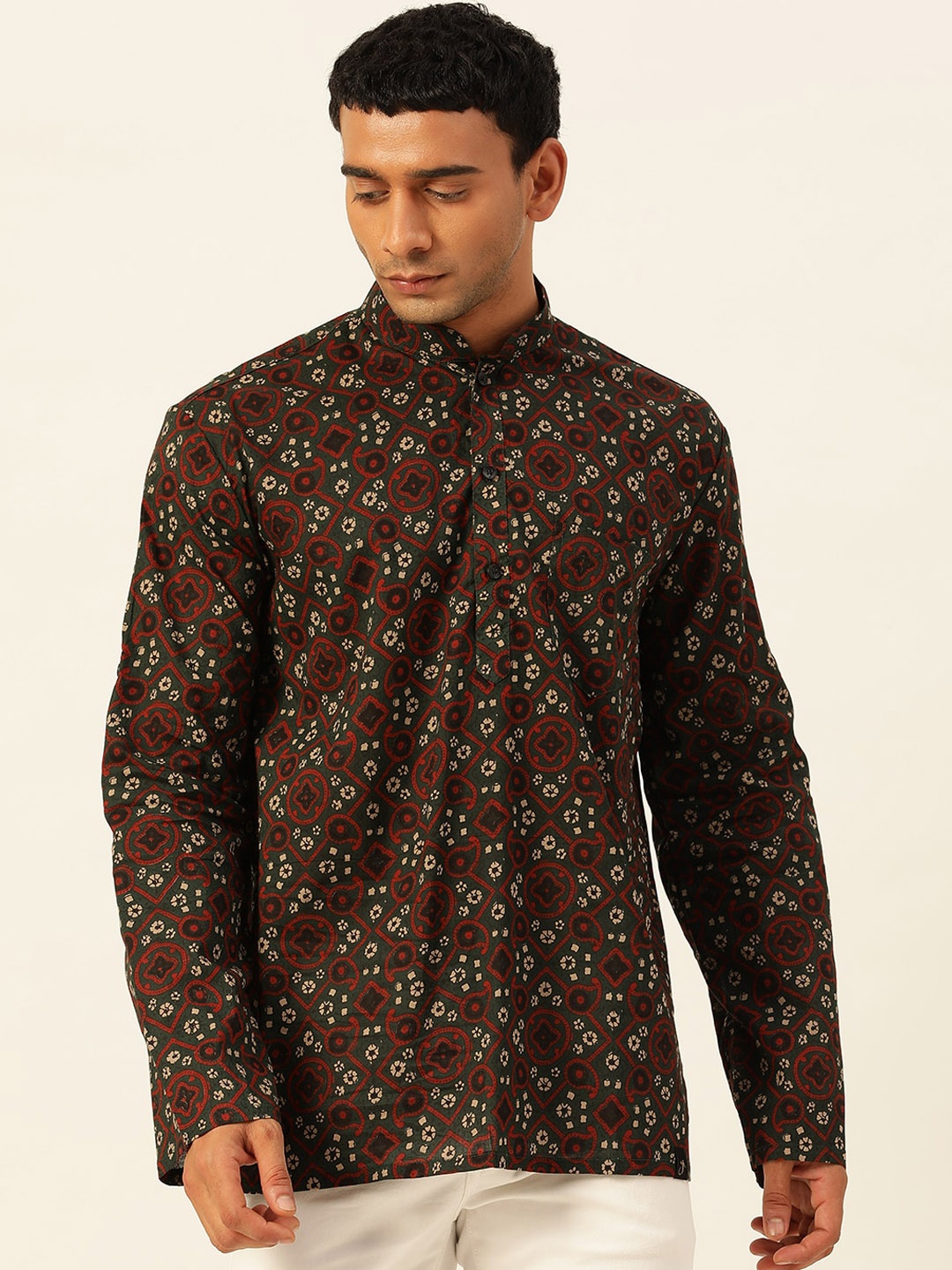 

JAVINISHKA Ethnic Motifs Printed Mandarin Collar Pure Cotton Kurta, Green