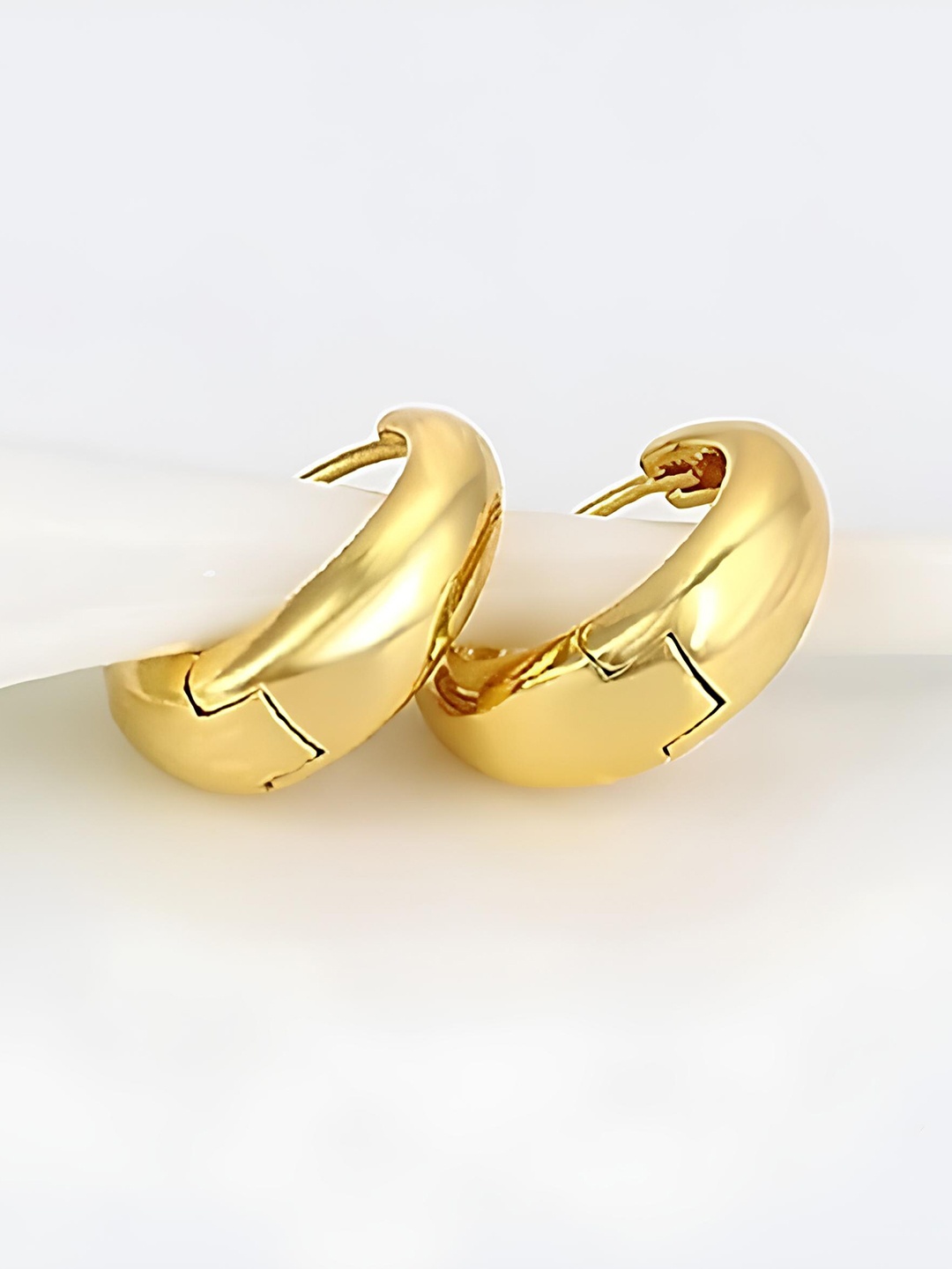 

KARISHMA KREATIONS Men Gold Plated Stainless Steel Hoop Earrings