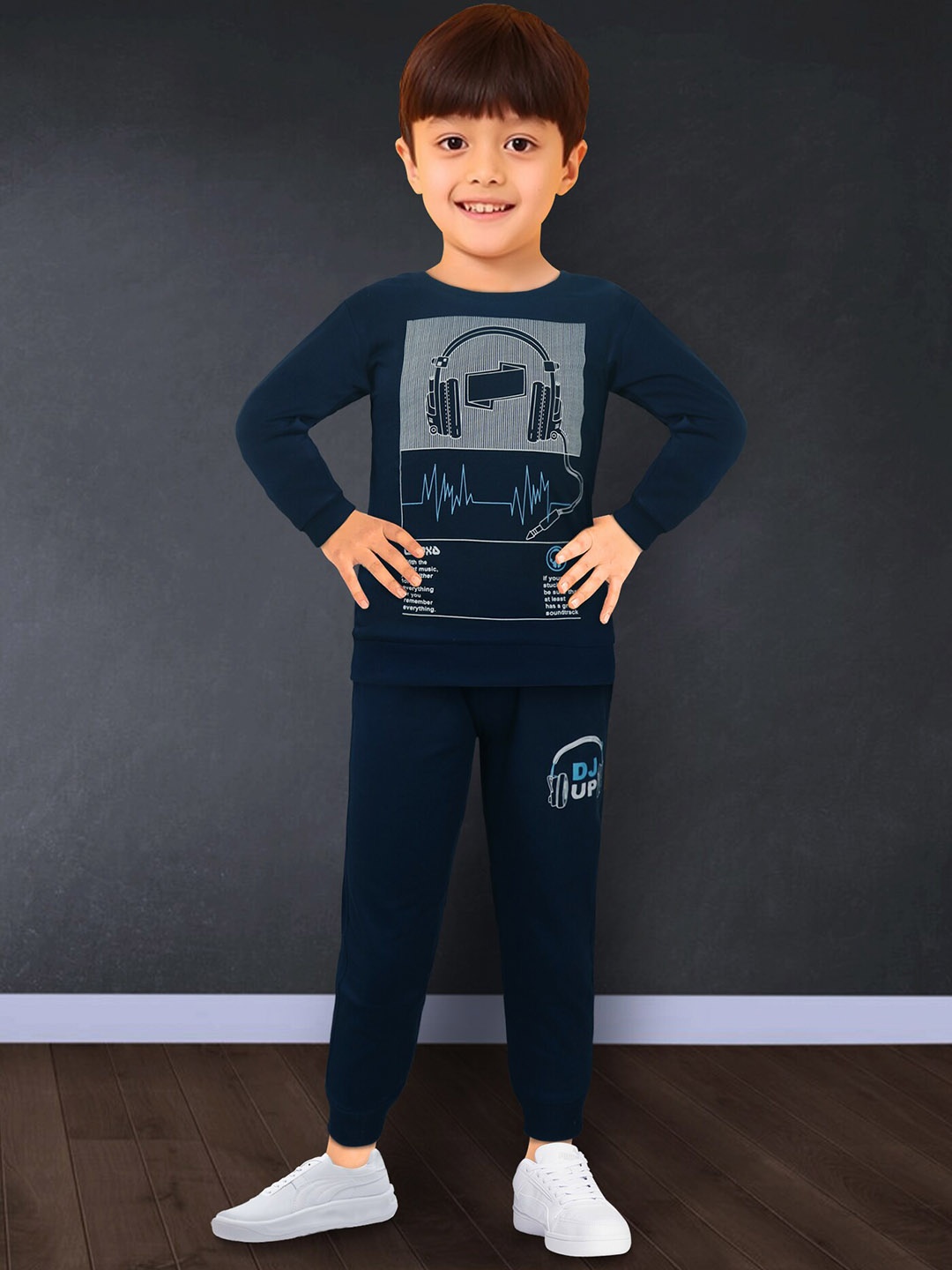 

Toonyport Boys Graphic Printed Pure Cotton Clothing Set, Navy blue