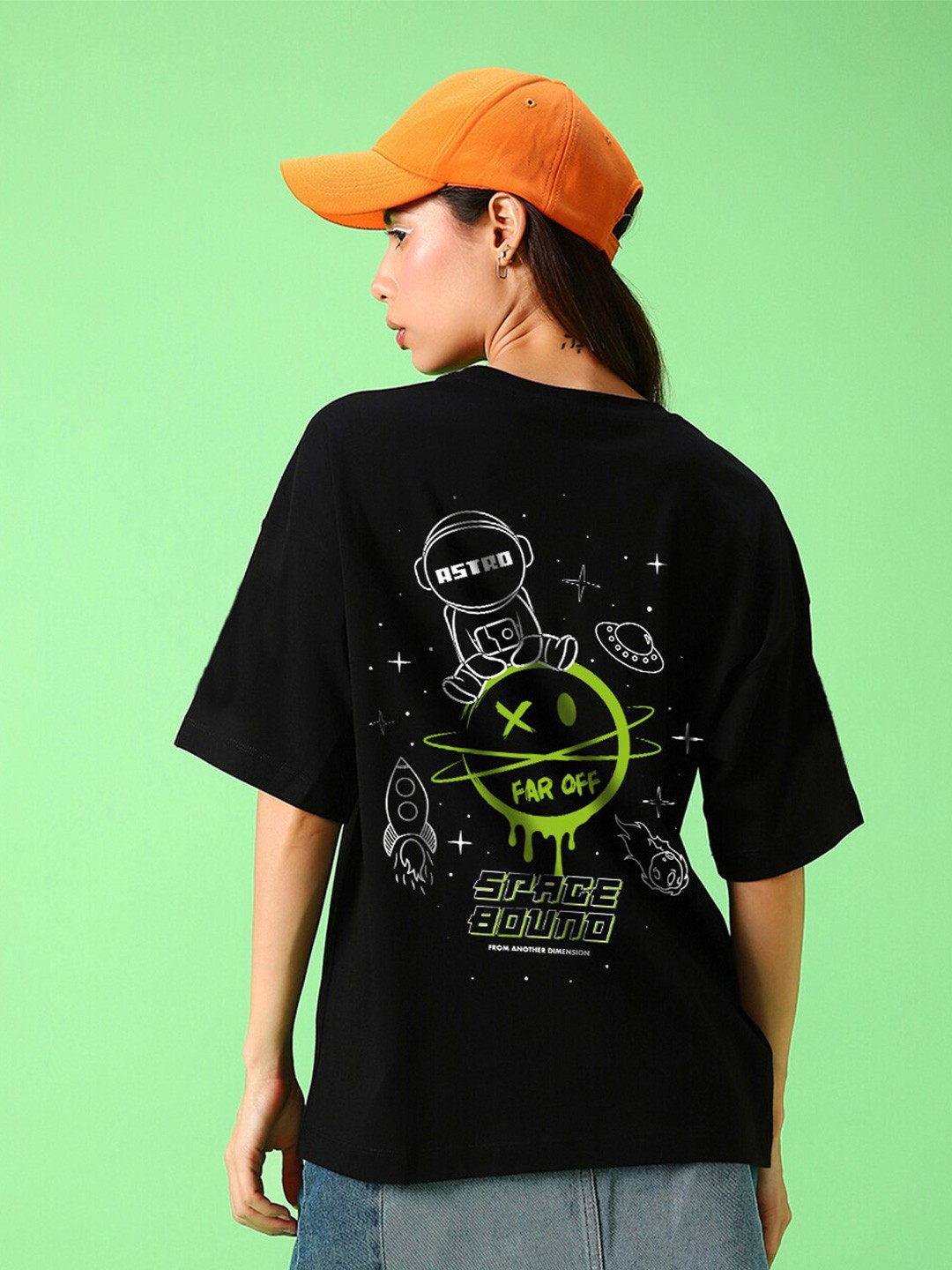 

Bewakoof Black Graphic Printed Drop-Shoulder Sleeves Oversized Cotton T-shirt