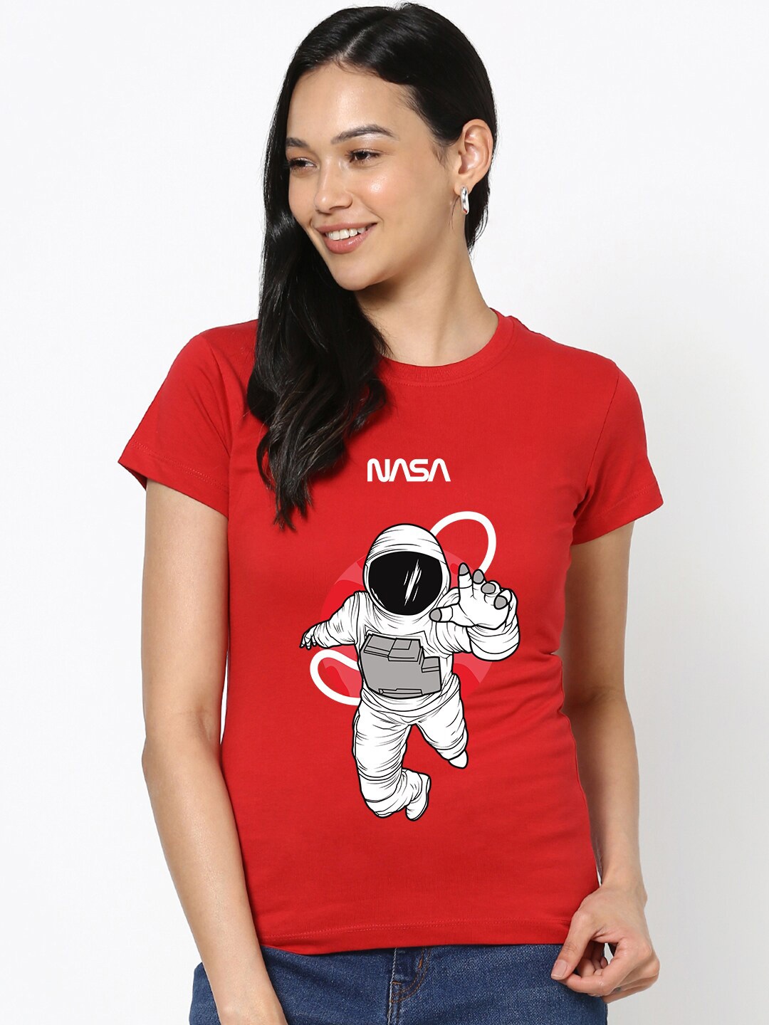 

Bewakoof Red Graphic Printed Cotton T-shirt