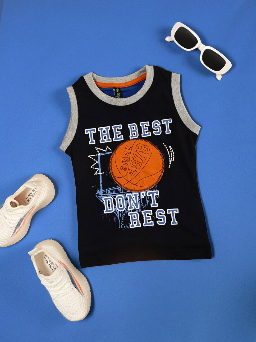

V-Mart Boys Printed Cotton T-Shirt, Navy blue