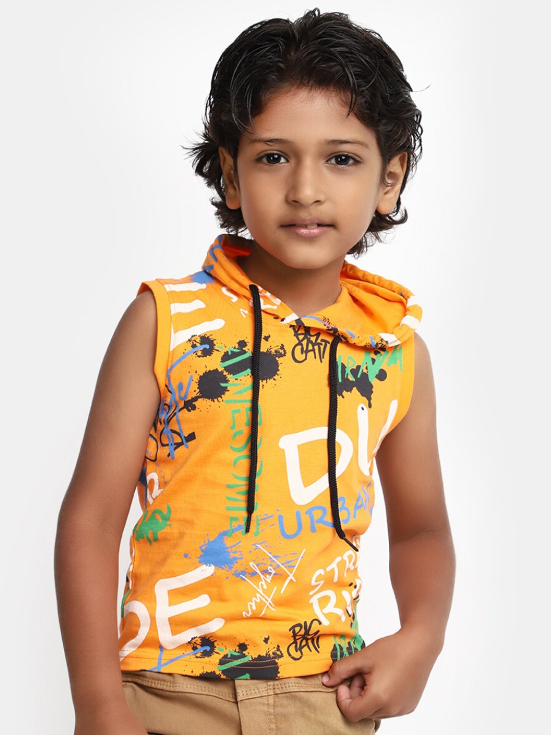 

V-Mart Boys Printed Hooded Cotton T-Shirt, Orange