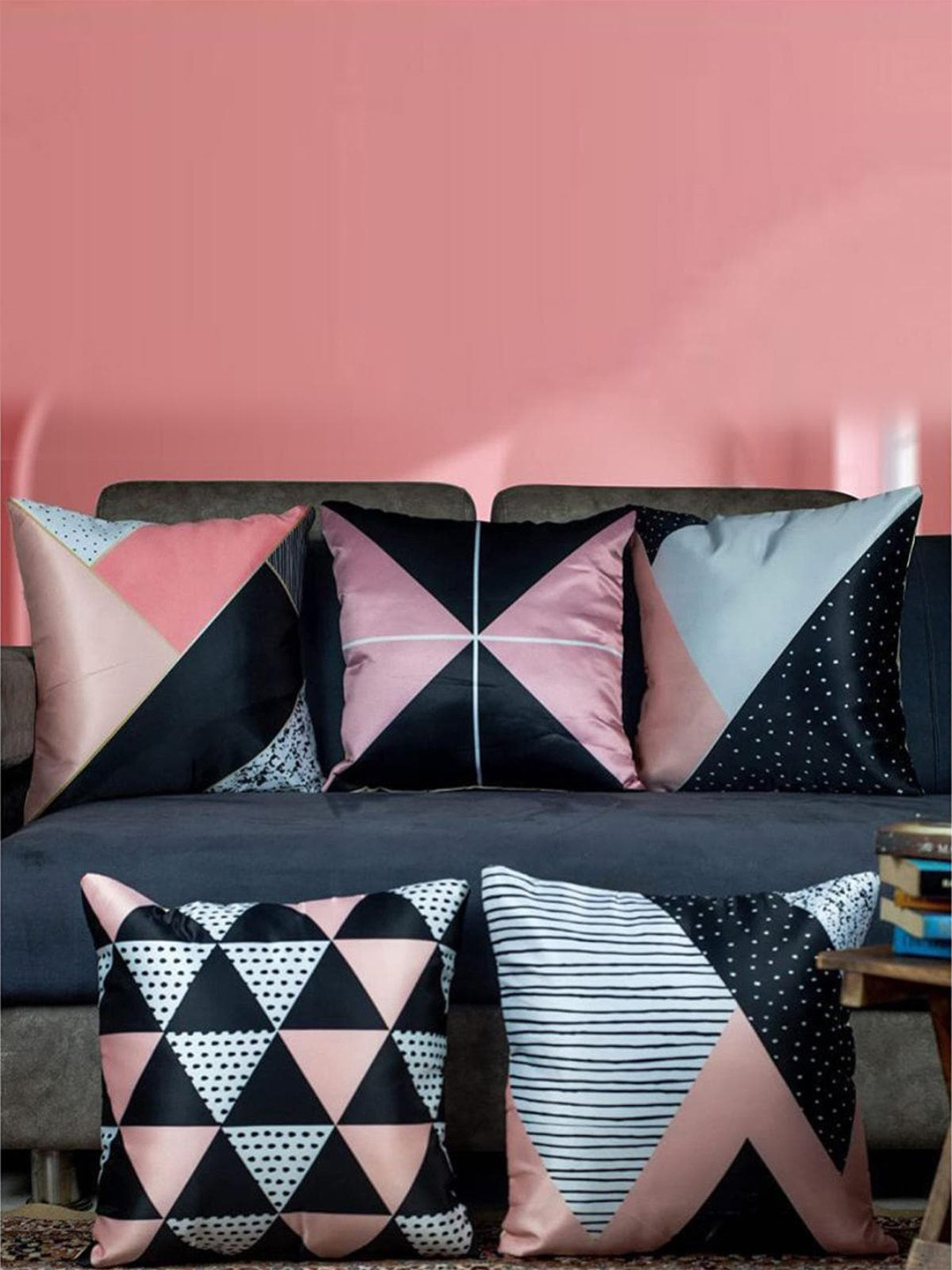 

HOMETALES Blue & Pink 5 Pieces Geometric Jute Cotton Square Cushion Covers