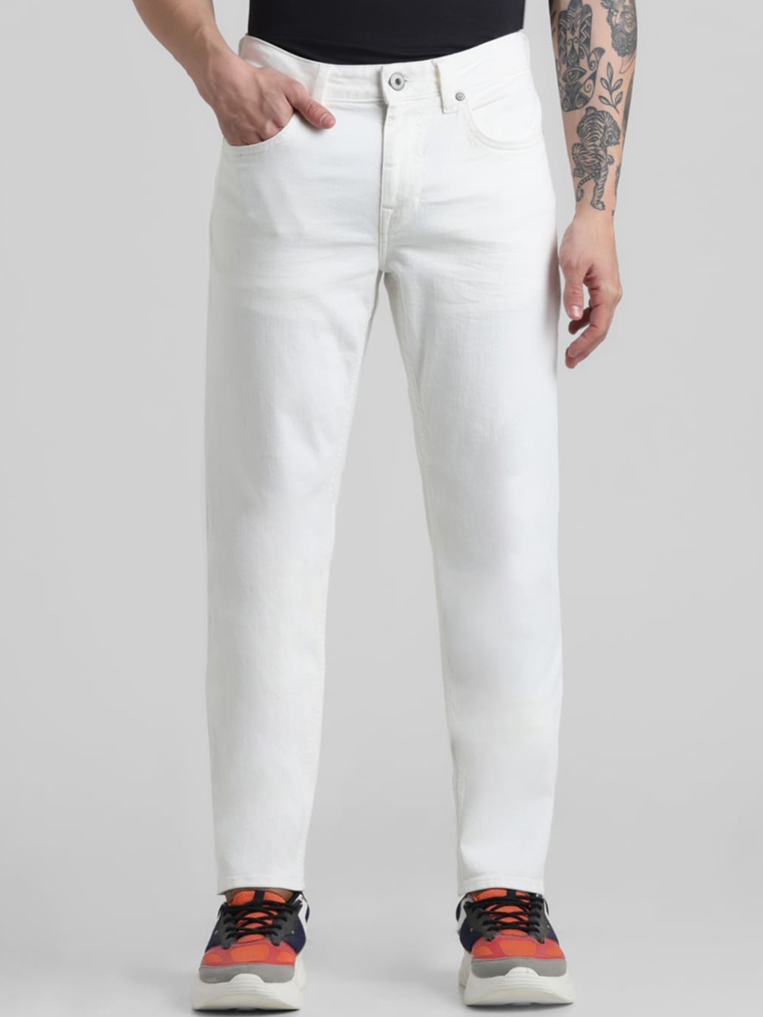 

Jack & Jones Men Slim Fit Low-Rise Clean Look Stretchable Jeans, White